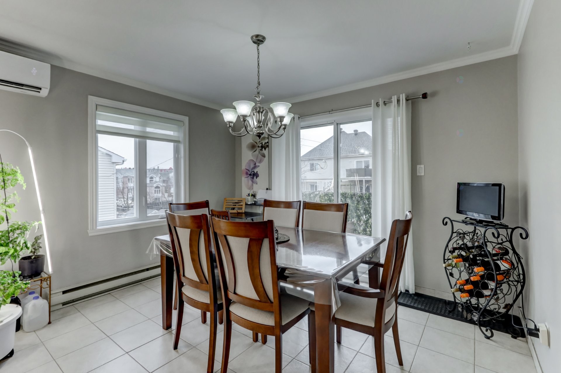 









222

 - 226


Rue des Primevères

,
Sainte-Thérèse,




QC
J7E5L2

