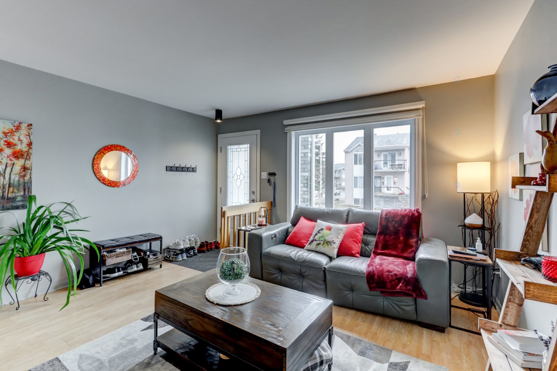 









222

 - 226


Rue des Primevères

,
Sainte-Thérèse,




QC
J7E5L2

