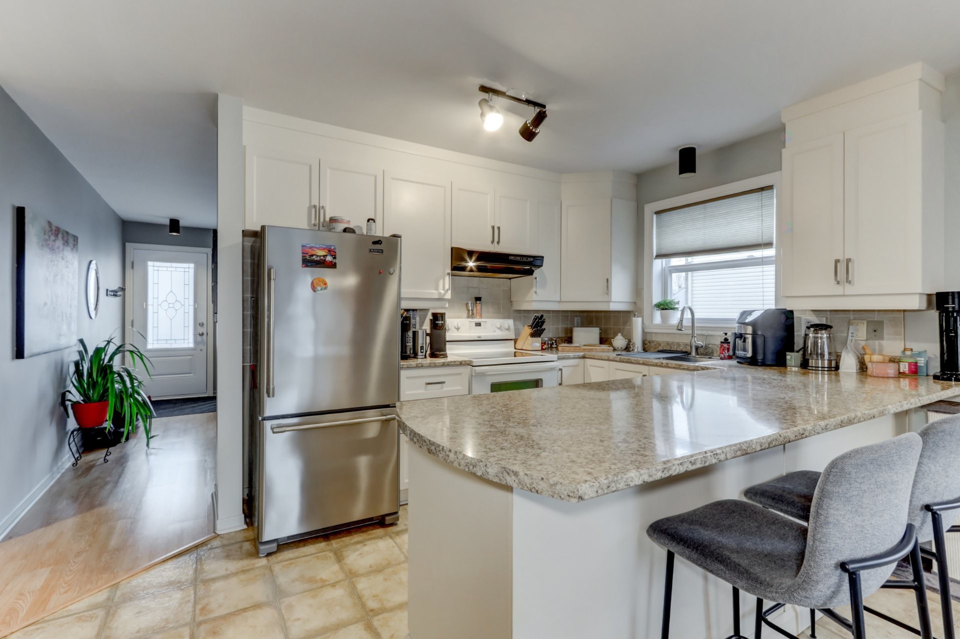 









222

 - 226


Rue des Primevères

,
Sainte-Thérèse,




QC
J7E5L2

