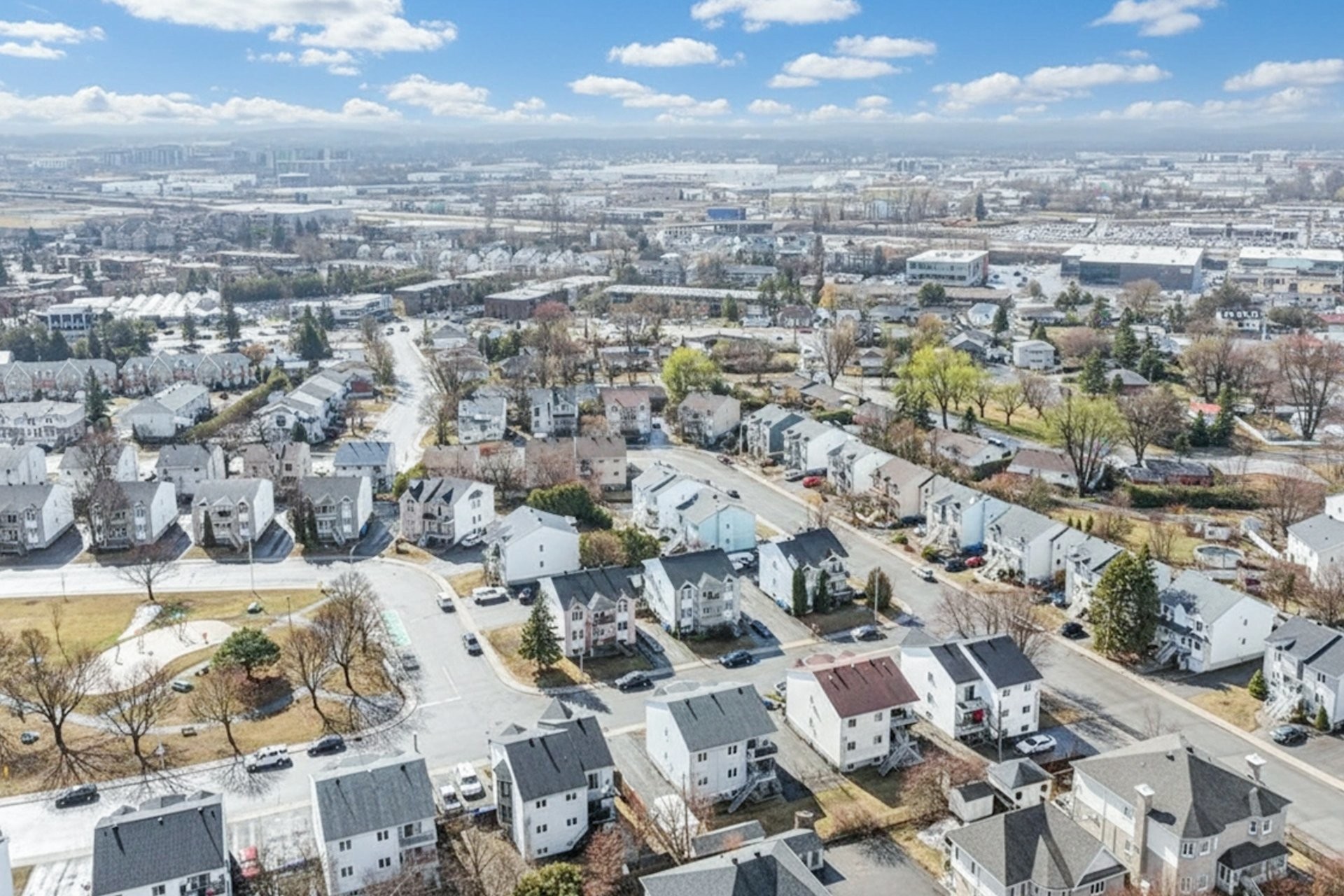 









222

 - 226


Rue des Primevères

,
Sainte-Thérèse,




QC
J7E5L2

