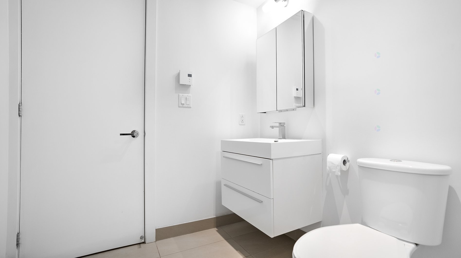 









405


Rue de la Concorde

, 2001,
Montréal (Ville-Marie),




QC
H3A0H1

