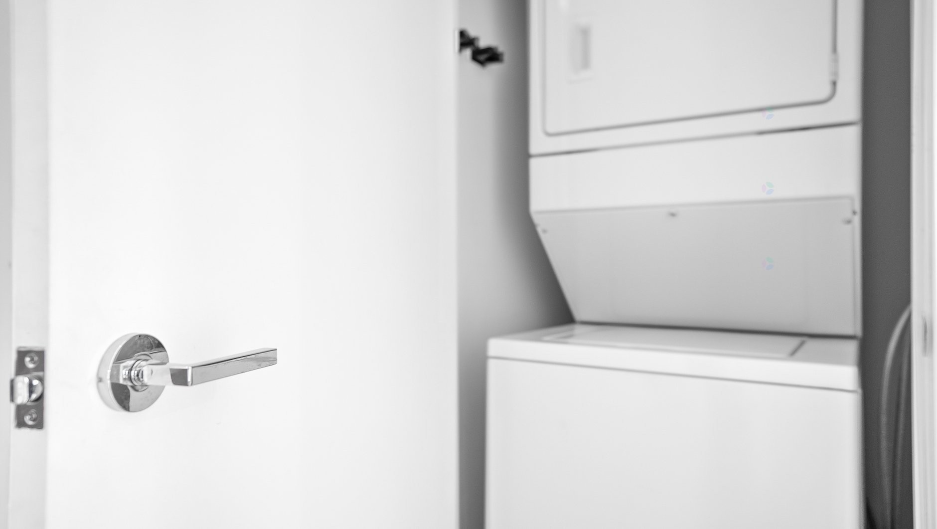 









405


Rue de la Concorde

, 2001,
Montréal (Ville-Marie),




QC
H3A0H1

