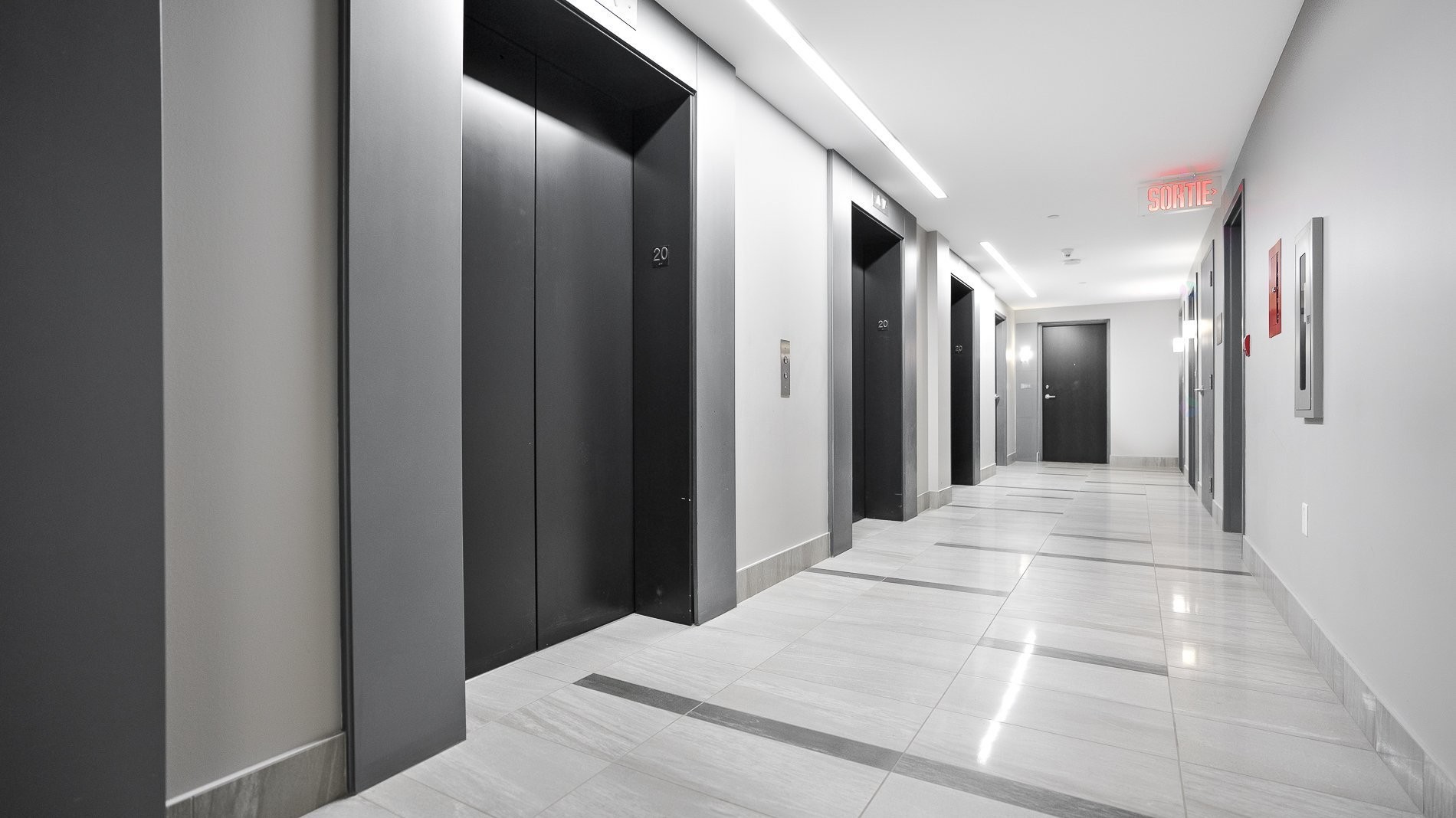 









405


Rue de la Concorde

, 2001,
Montréal (Ville-Marie),




QC
H3A0H1

