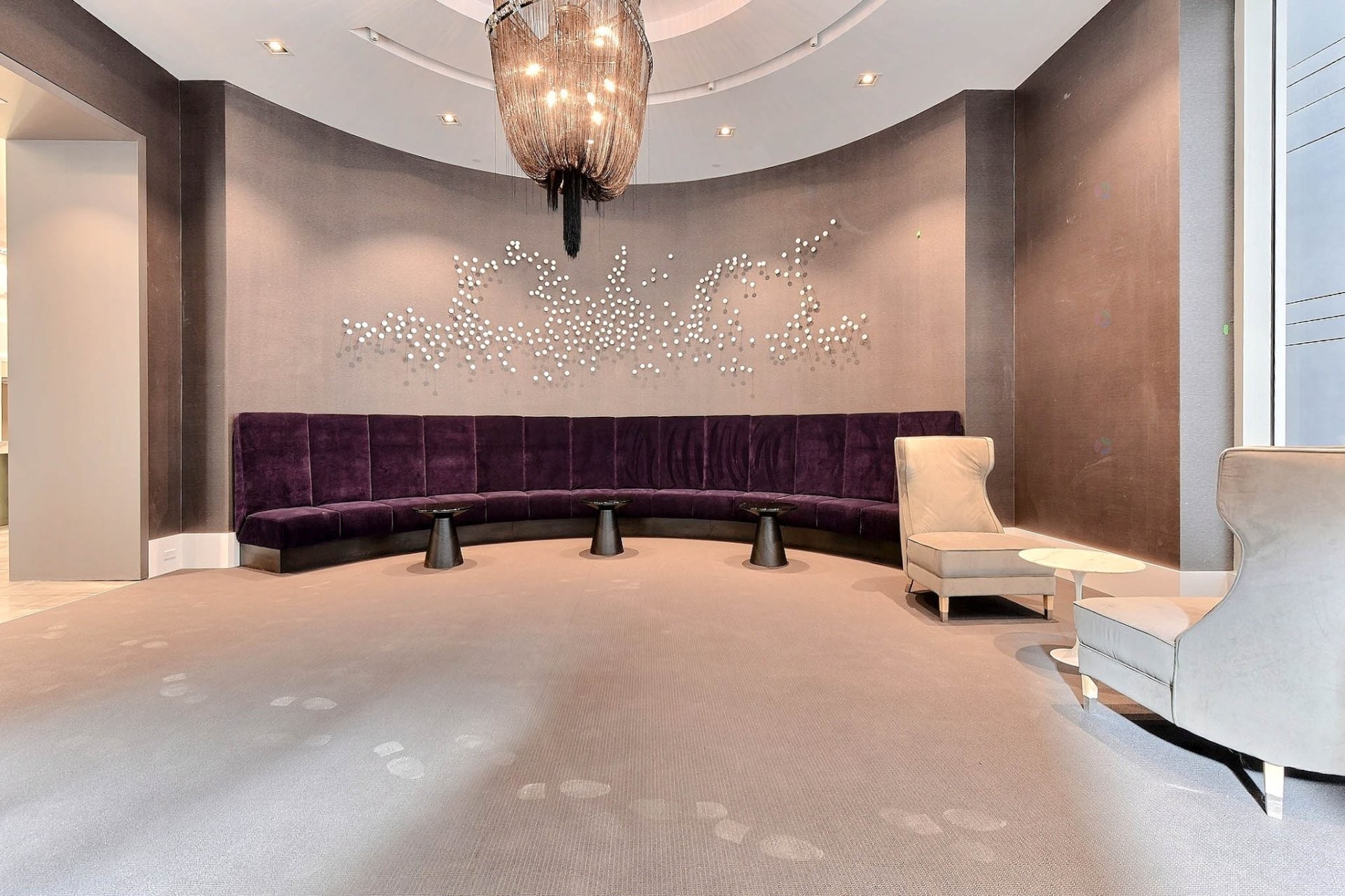 









405


Rue de la Concorde

, 2001,
Montréal (Ville-Marie),




QC
H3A0H1

