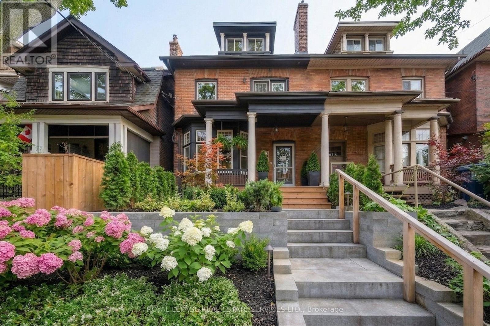 












29 PARKSIDE DRIVE

,
Toronto,




Ontario
M6R2Y7

