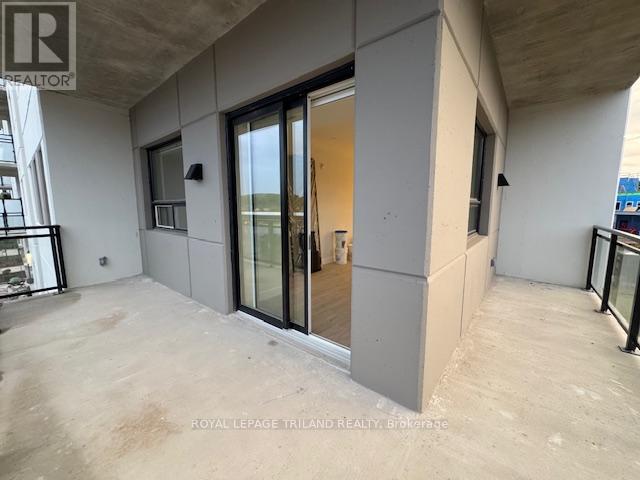 












203 - 16 COMPASS TRAIL N

,
Central Elgin,




Ontario
N5L0A5

