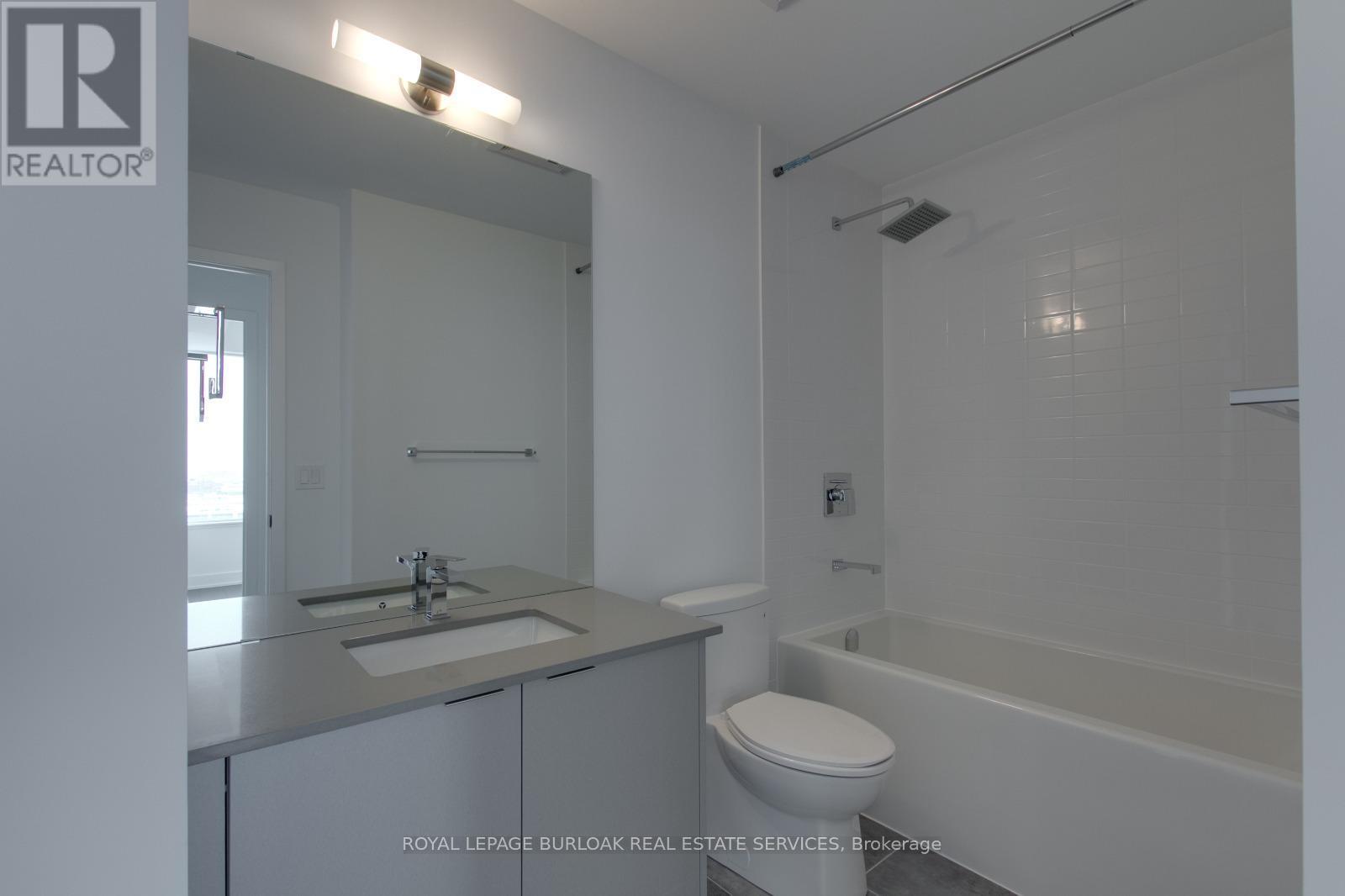 












701 - 2481 TAUNTON ROAD

,
Oakville,




Ontario
L6H0G3

