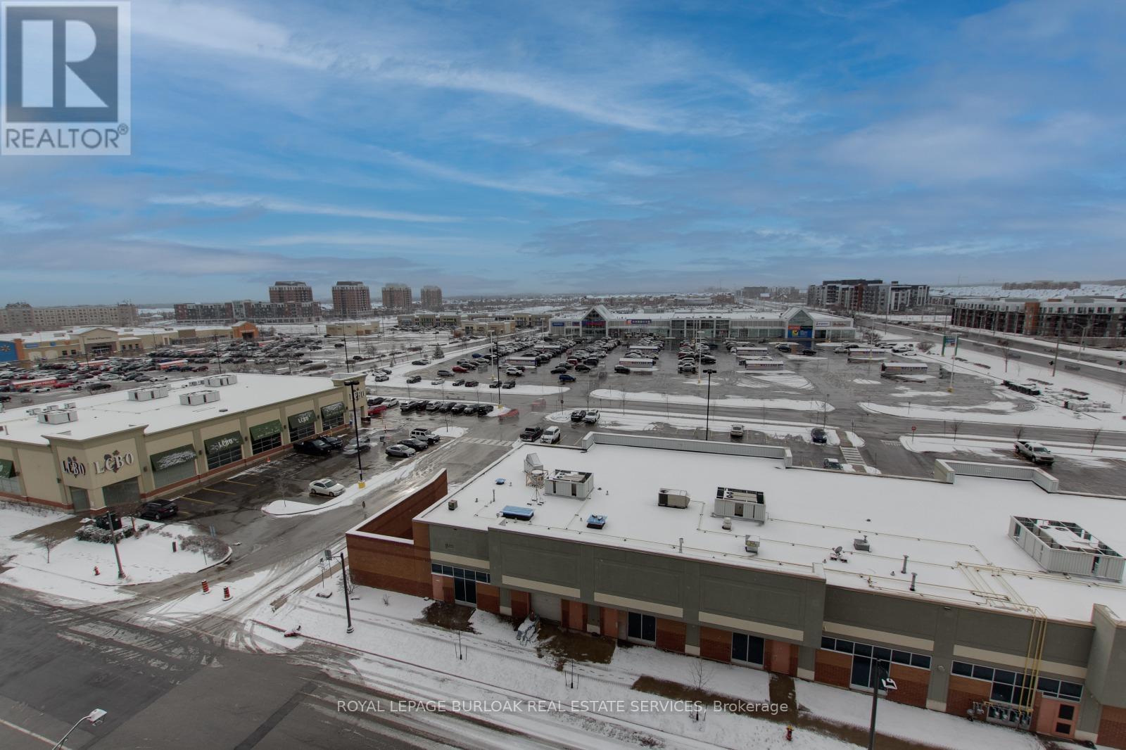 












701 - 2481 TAUNTON ROAD

,
Oakville,




Ontario
L6H0G3

