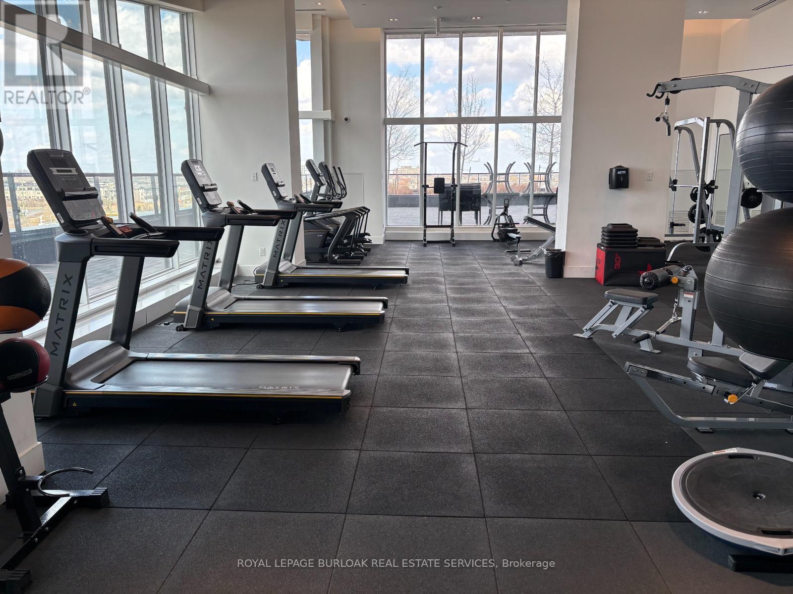 












701 - 2481 TAUNTON ROAD

,
Oakville,




Ontario
L6H0G3


