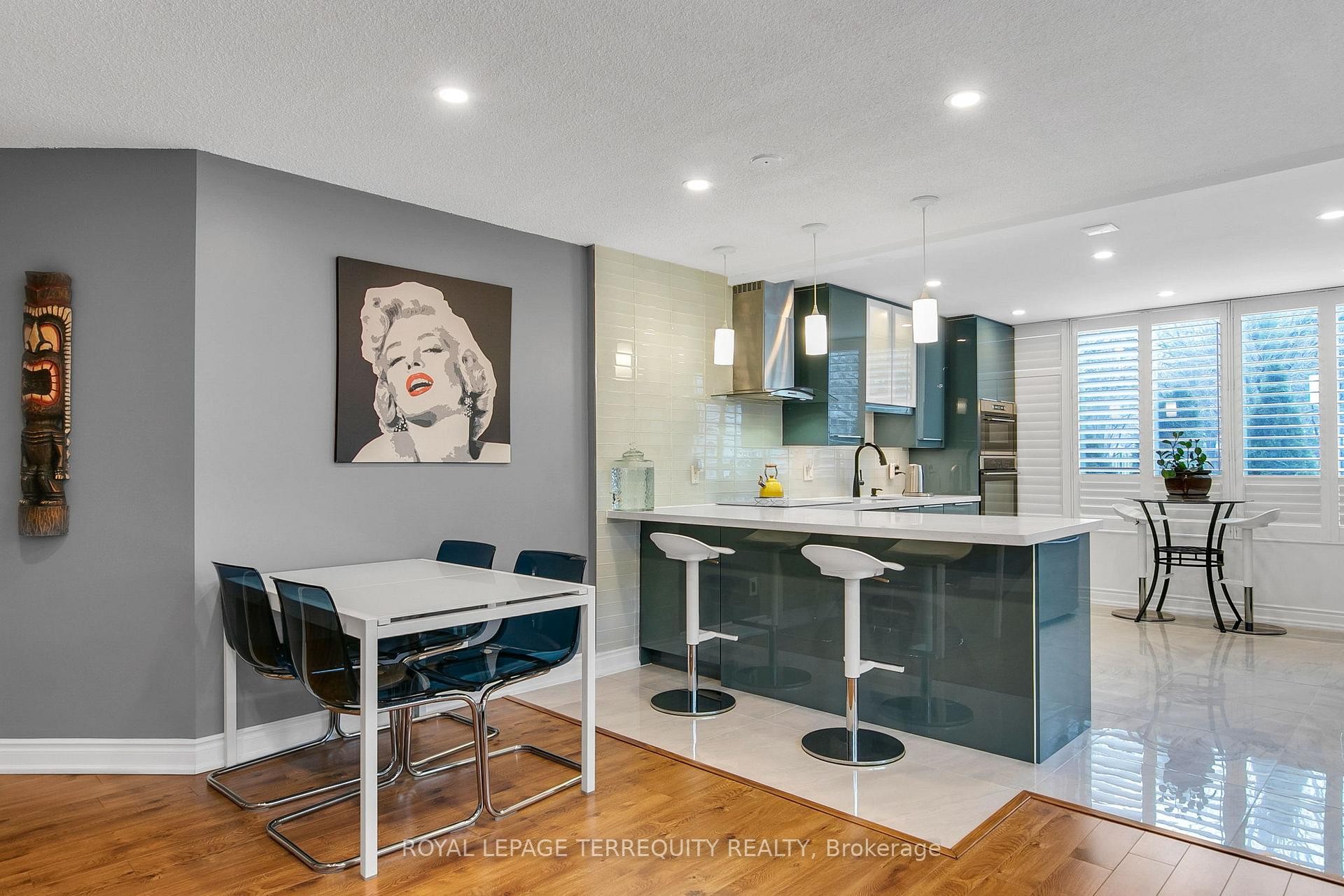 









1131


Steeles

Avenue West, 105,
Toronto,




ON
M2R 3W8

