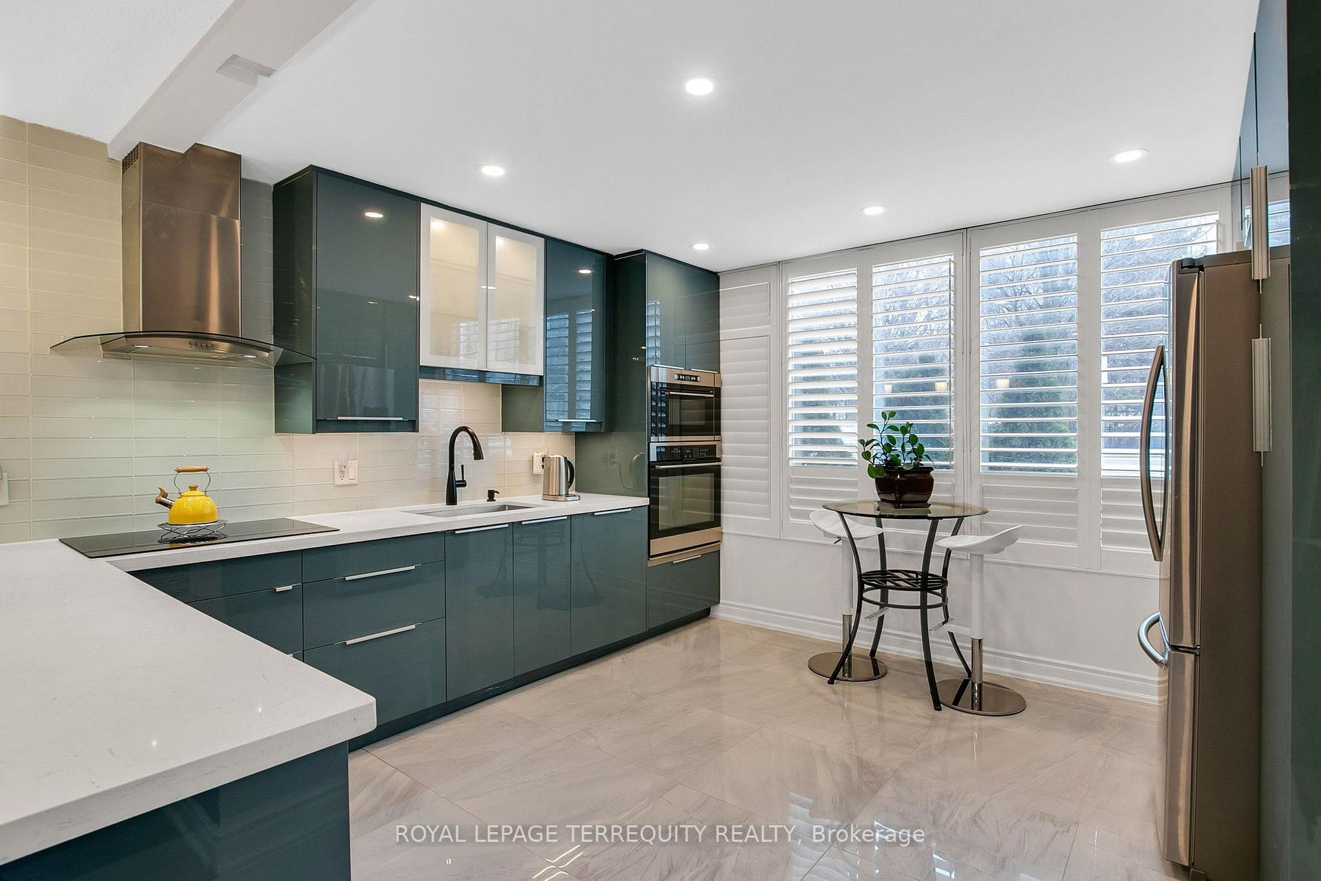 









1131


Steeles

Avenue West, 105,
Toronto,




ON
M2R 3W8

