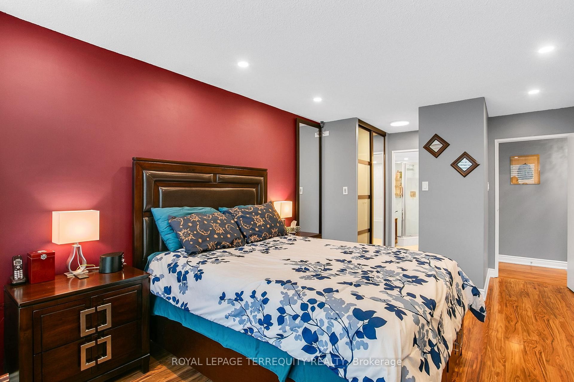 









1131


Steeles

Avenue West, 105,
Toronto,




ON
M2R 3W8


