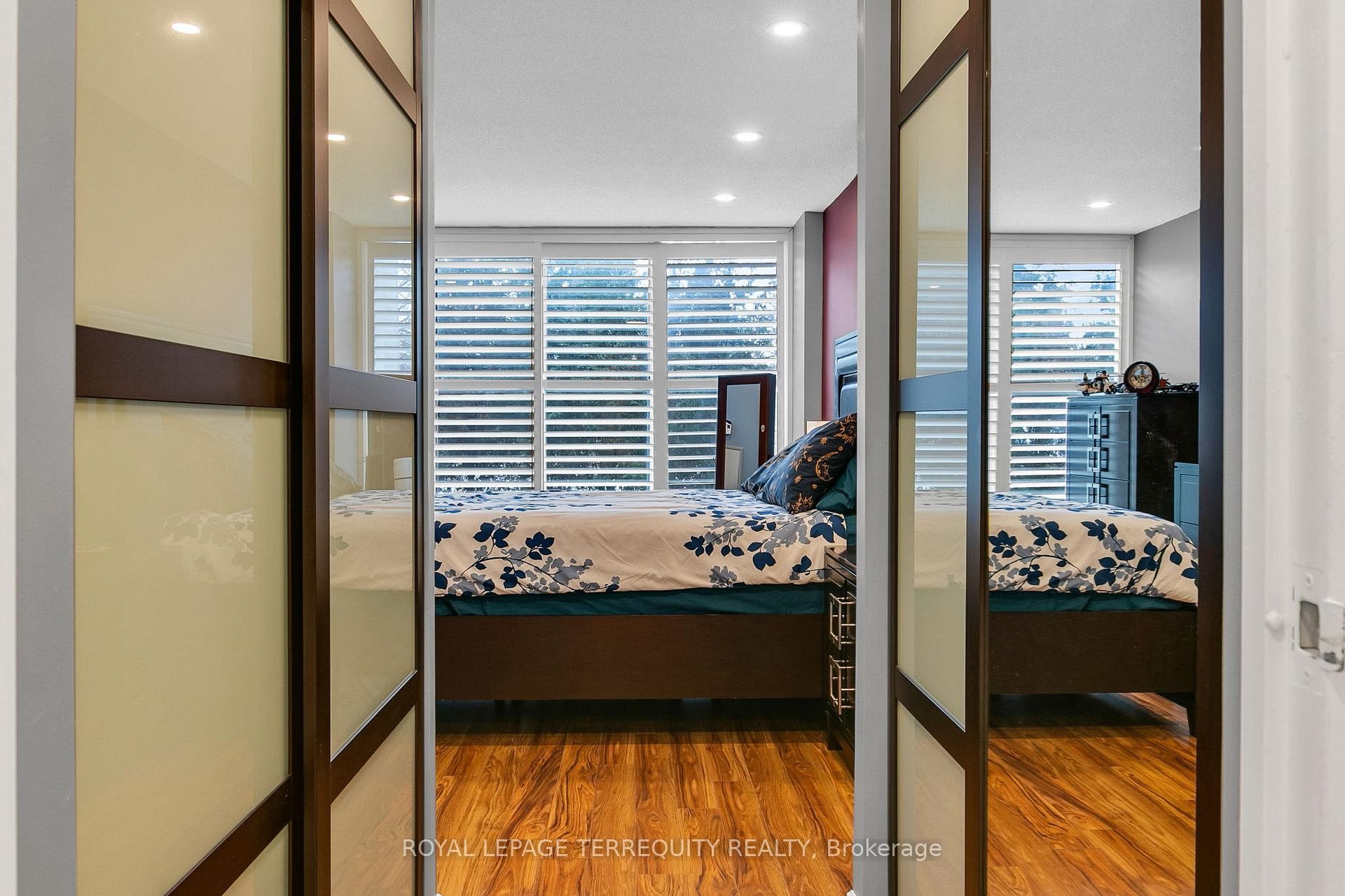 









1131


Steeles

Avenue West, 105,
Toronto,




ON
M2R 3W8

