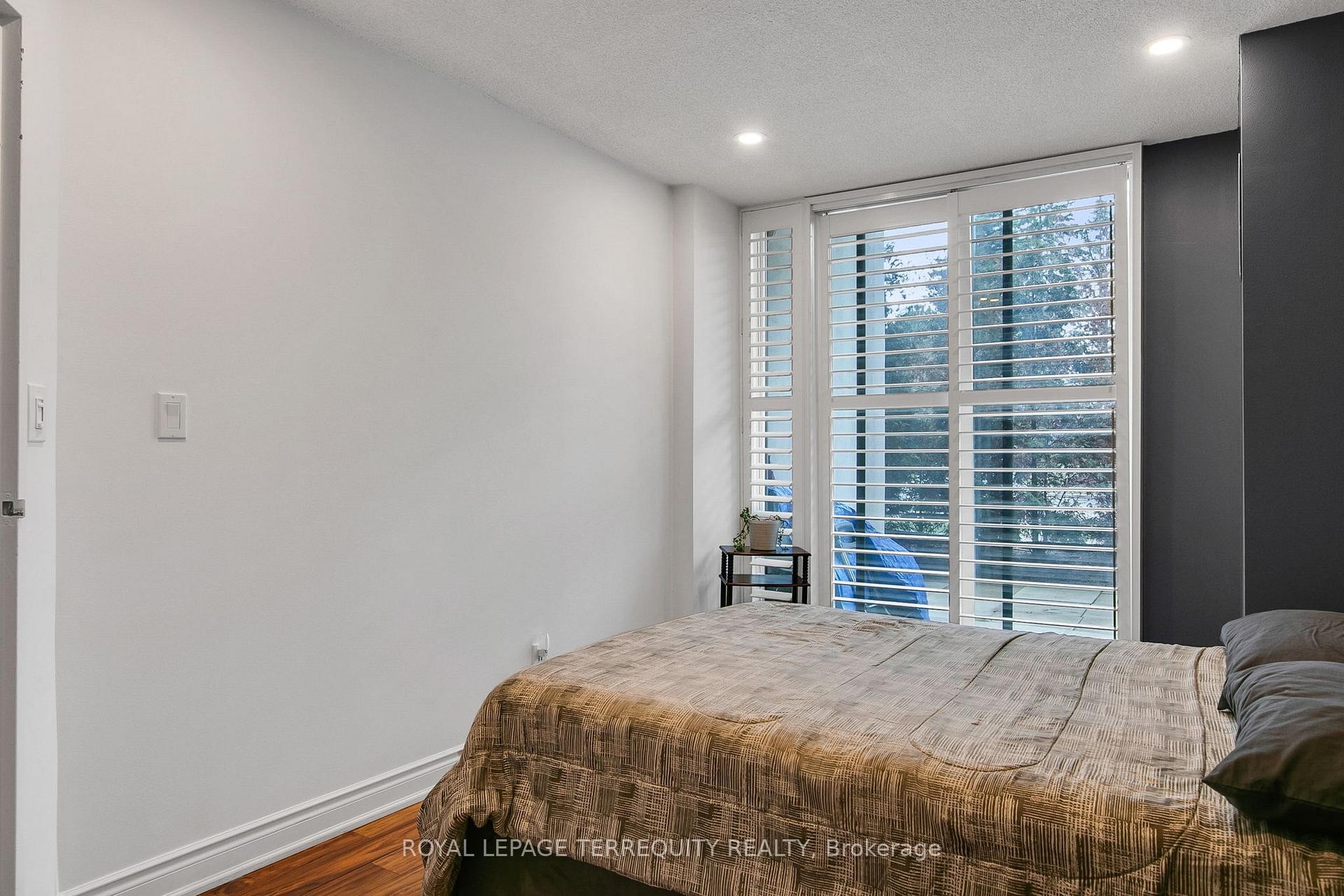 









1131


Steeles

Avenue West, 105,
Toronto,




ON
M2R 3W8

