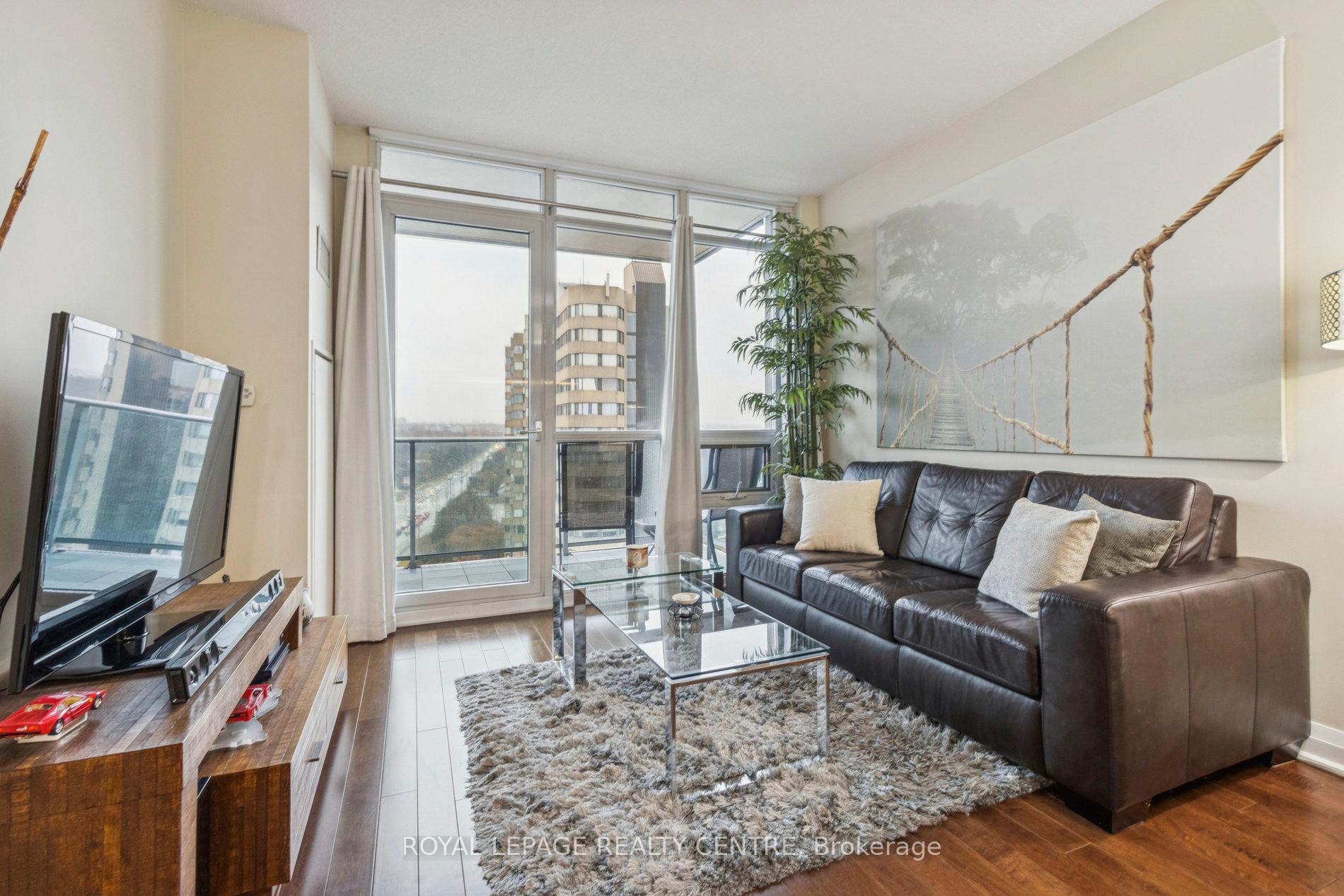 









1055


Southdown

Road, 1503,
Mississauga,




ON
L5J 0A3

