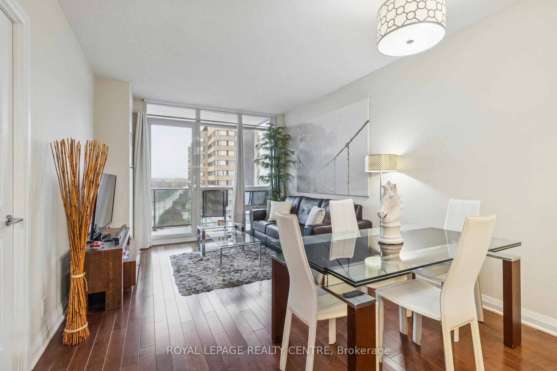 









1055


Southdown

Road, 1503,
Mississauga,




ON
L5J 0A3


