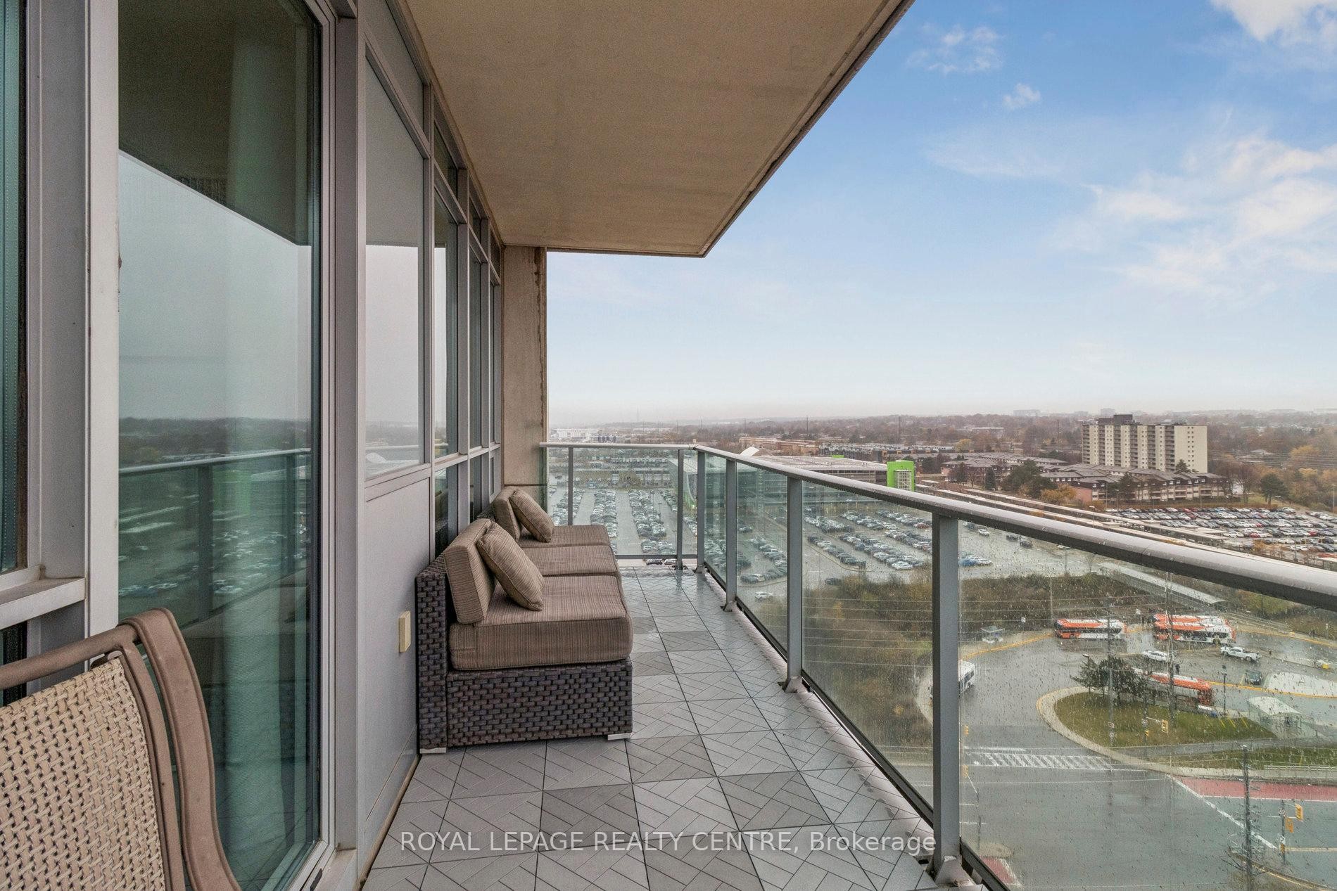 









1055


Southdown

Road, 1503,
Mississauga,




ON
L5J 0A3

