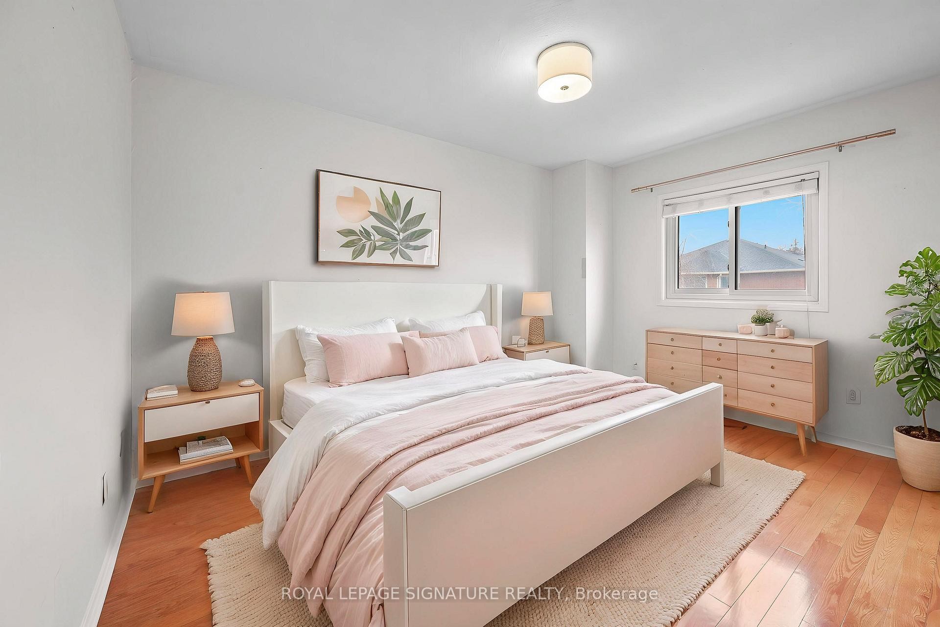 









7147


Harding

Crescent,
Mississauga,




ON
L5N 5P5

