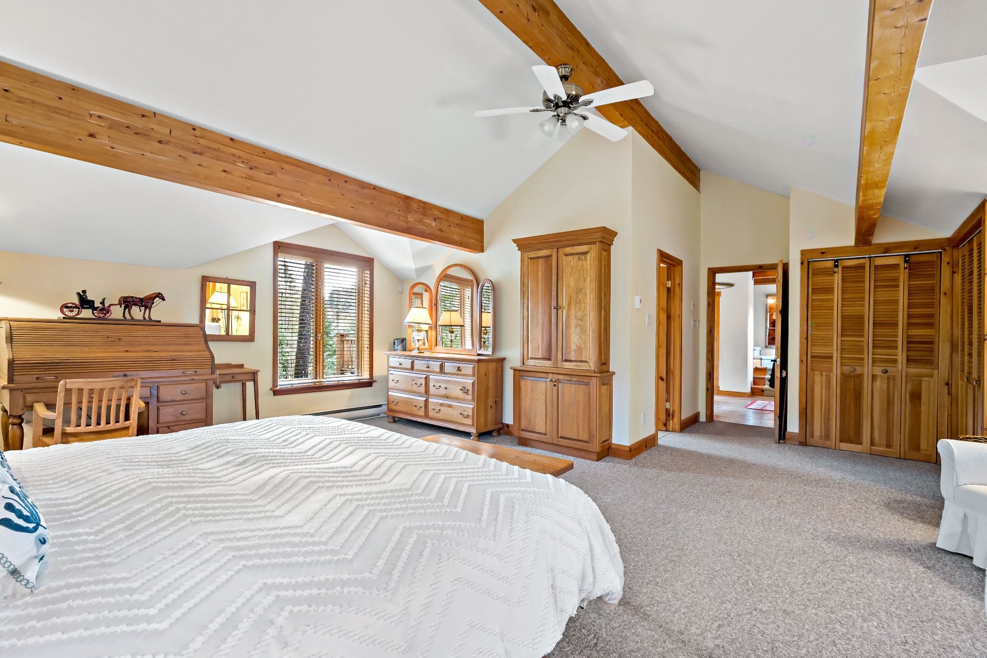 









177


Rue Cachée

,
Mont-Tremblant,




QC
J8E1G9


