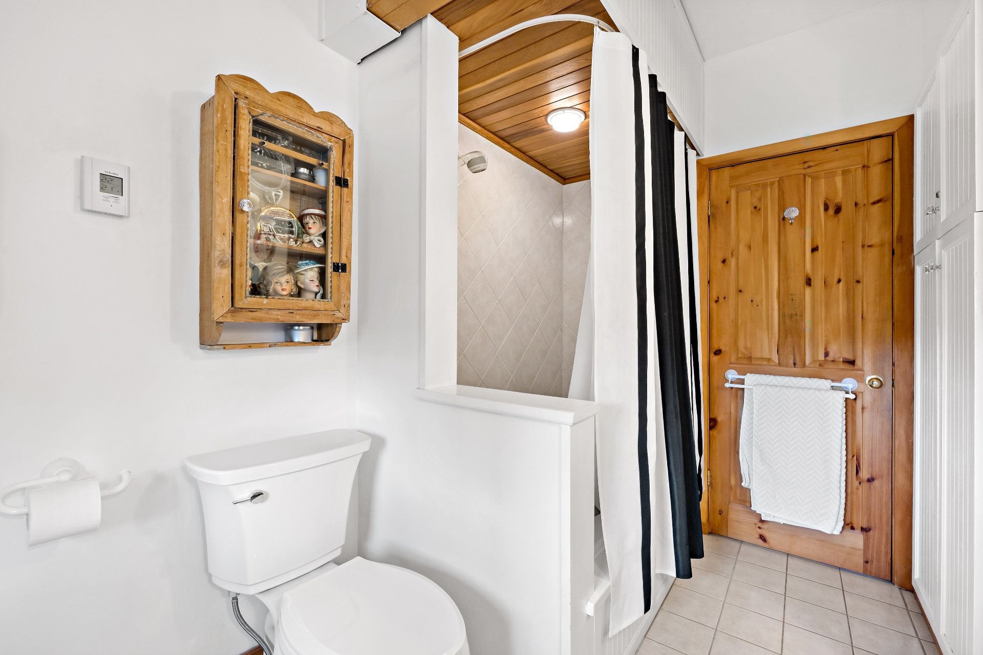 









177


Rue Cachée

,
Mont-Tremblant,




QC
J8E1G9

