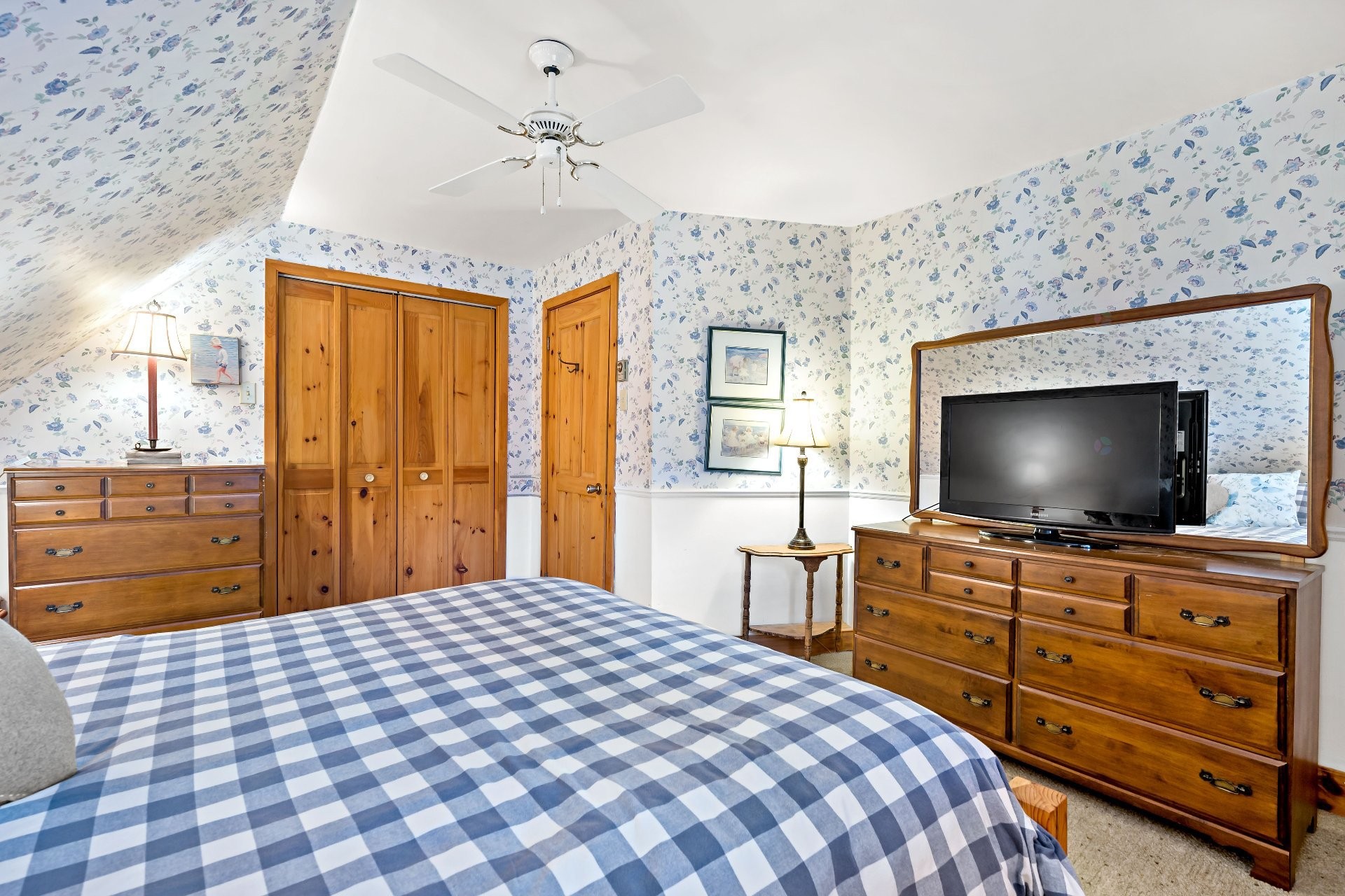 









177


Rue Cachée

,
Mont-Tremblant,




QC
J8E1G9

