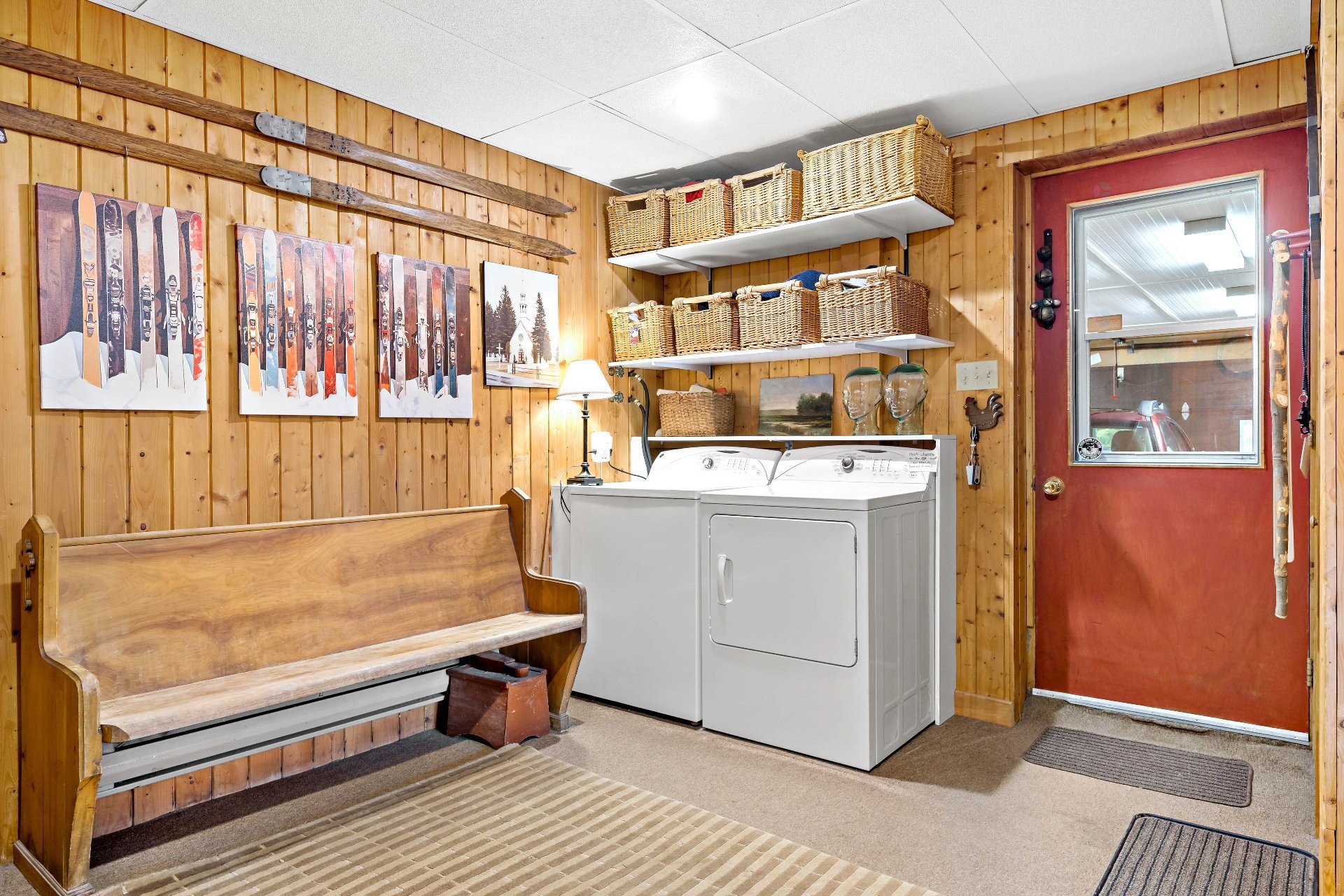 









177


Rue Cachée

,
Mont-Tremblant,




QC
J8E1G9

