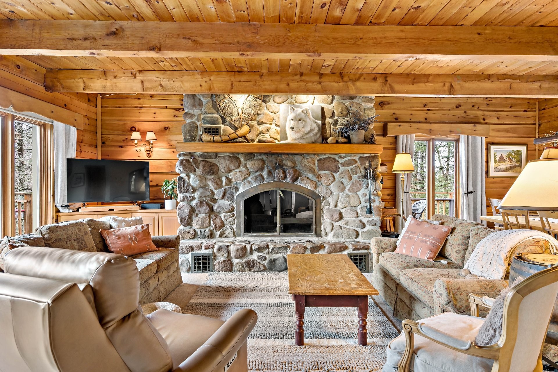 









177


Rue Cachée

,
Mont-Tremblant,




QC
J8E1G9

