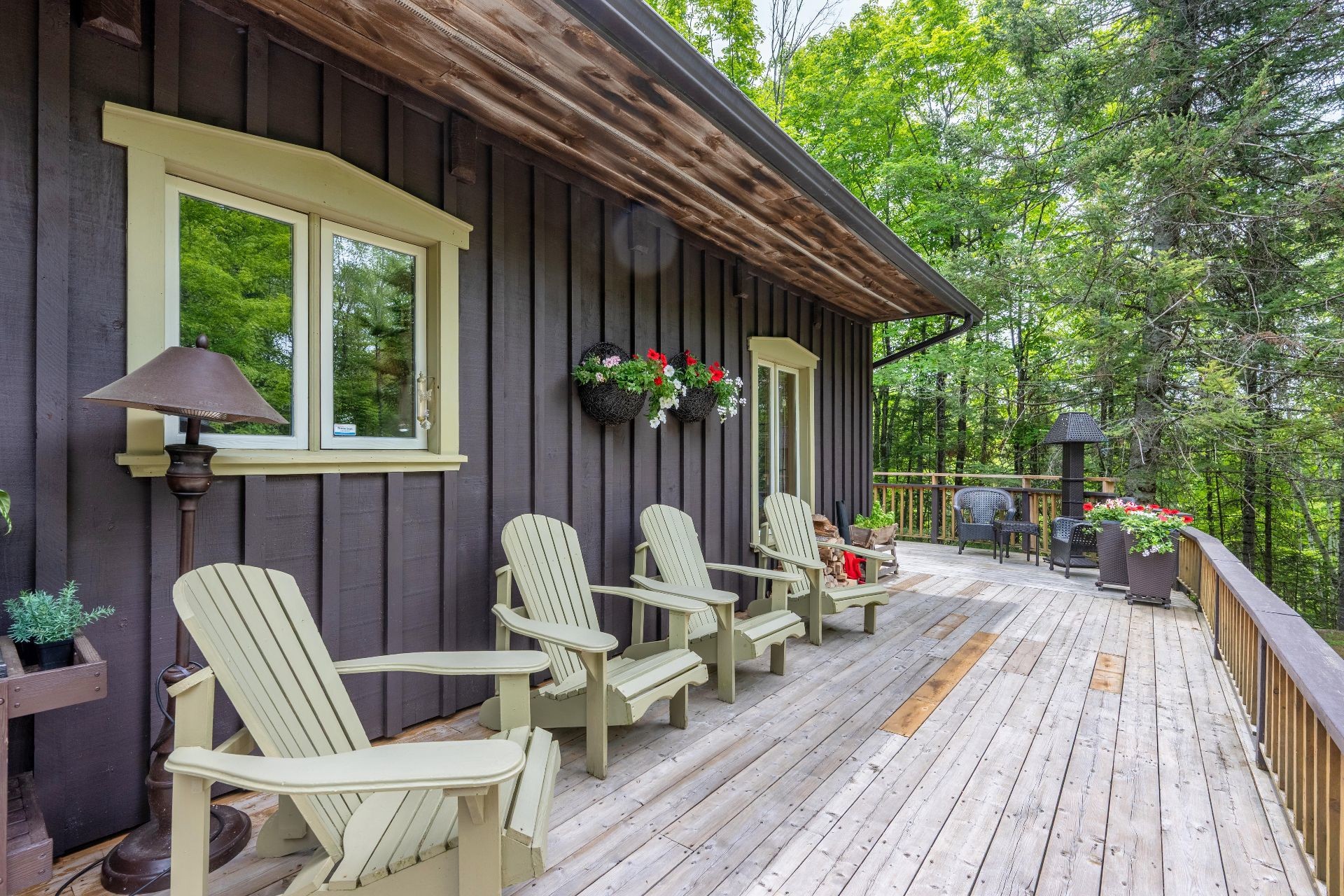 









177


Rue Cachée

,
Mont-Tremblant,




QC
J8E1G9

