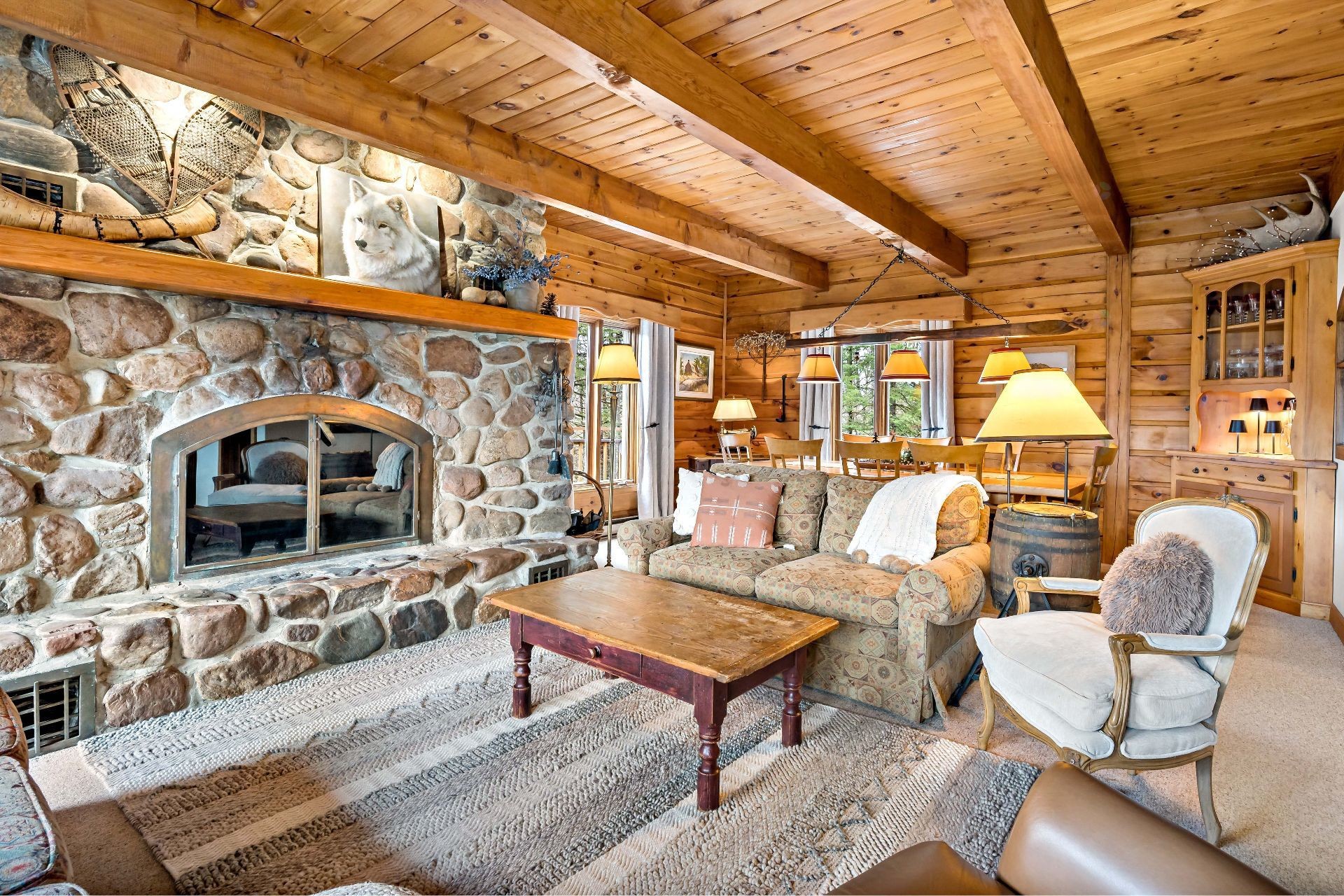 









177


Rue Cachée

,
Mont-Tremblant,




QC
J8E1G9

