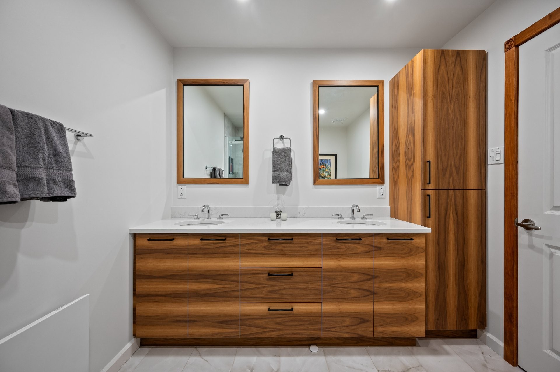









140


Rue Pinoteau

, 2112,
Mont-Tremblant,




QC
J8E1G2

