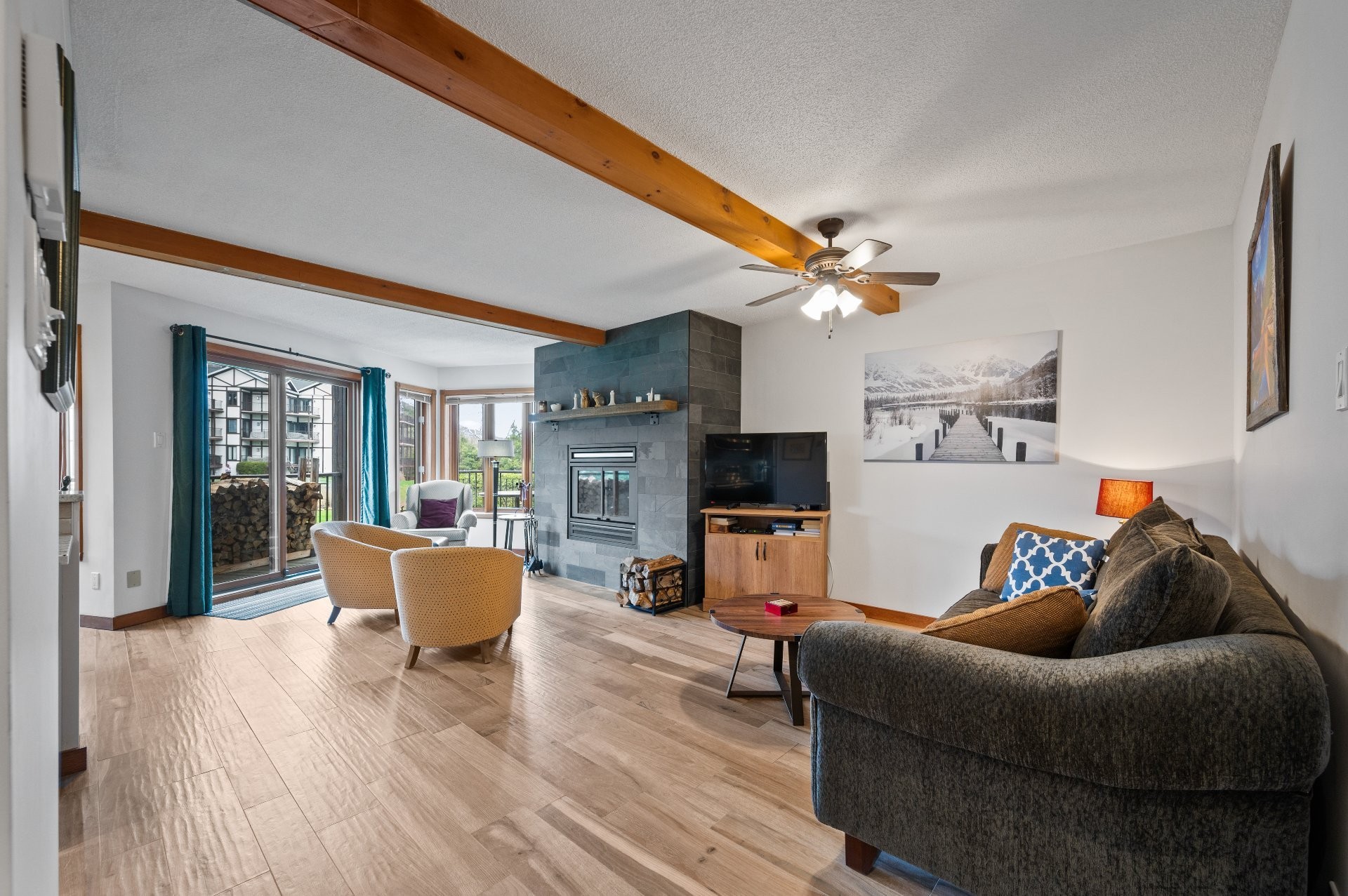 









140


Rue Pinoteau

, 2112,
Mont-Tremblant,




QC
J8E1G2

