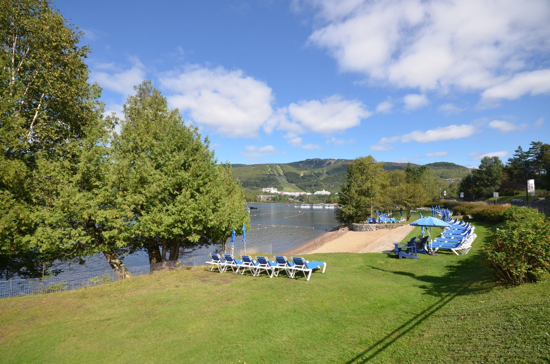 









140


Rue Pinoteau

, 2112,
Mont-Tremblant,




QC
J8E1G2

