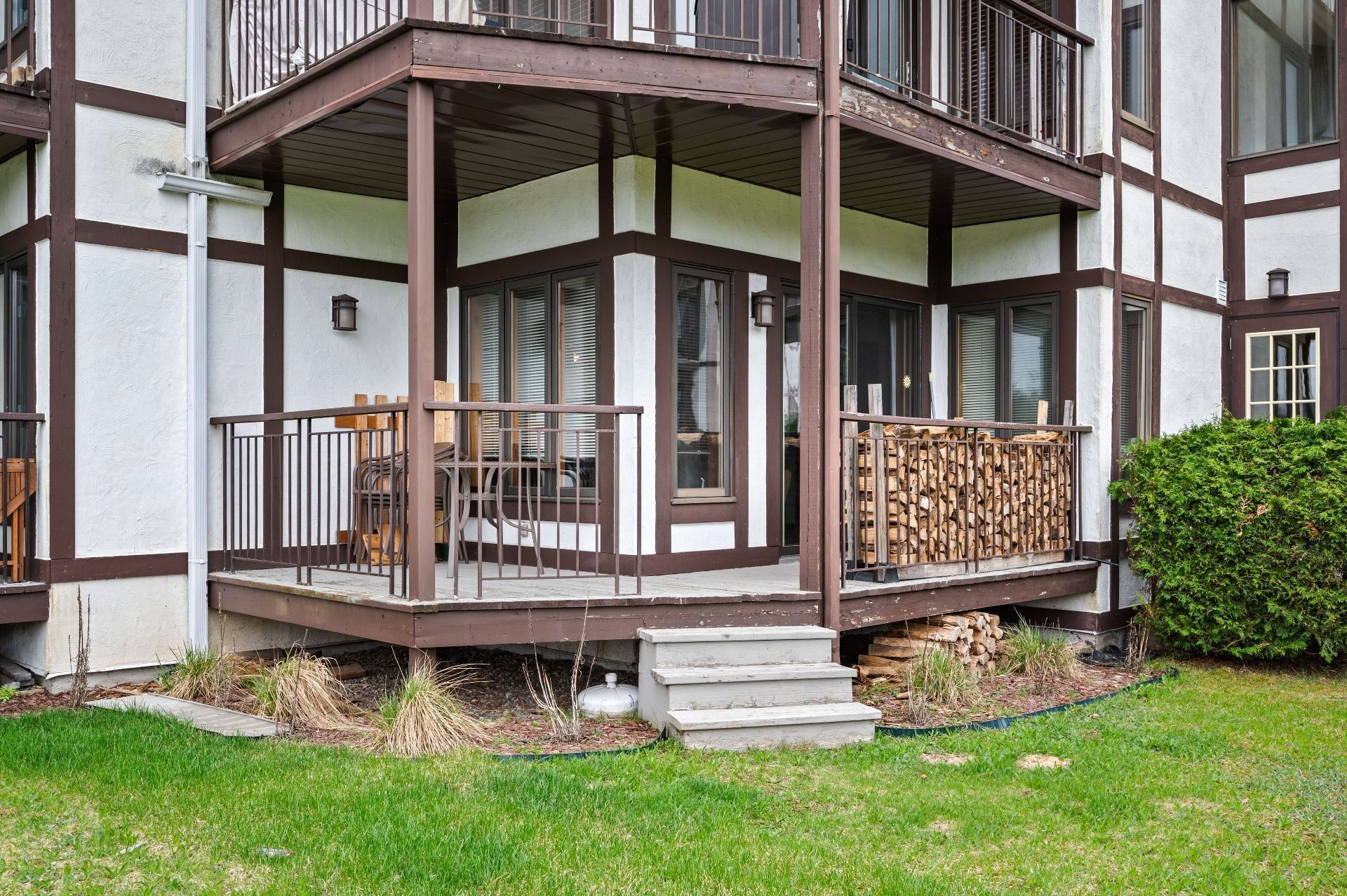 









140


Rue Pinoteau

, 2112,
Mont-Tremblant,




QC
J8E1G2

