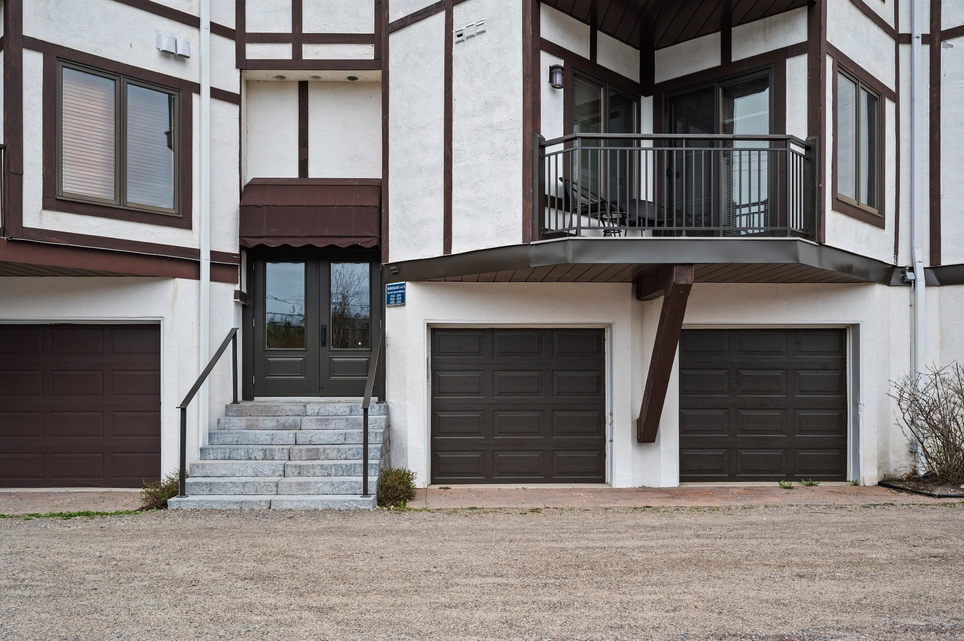 









140


Rue Pinoteau

, 2112,
Mont-Tremblant,




QC
J8E1G2

