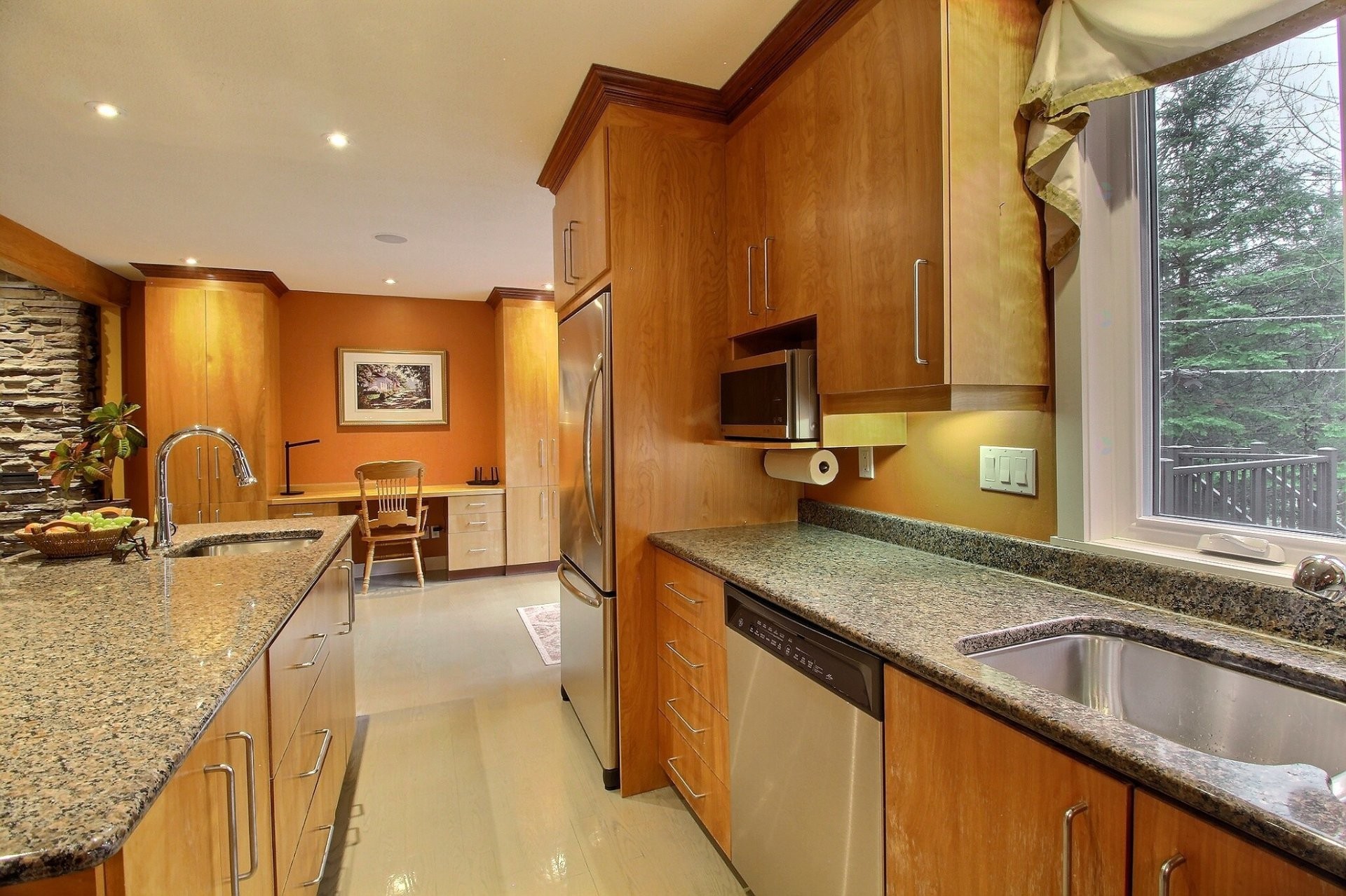 









31


Rue du Sirocco

,
Orford,




QC
J1X7H1


