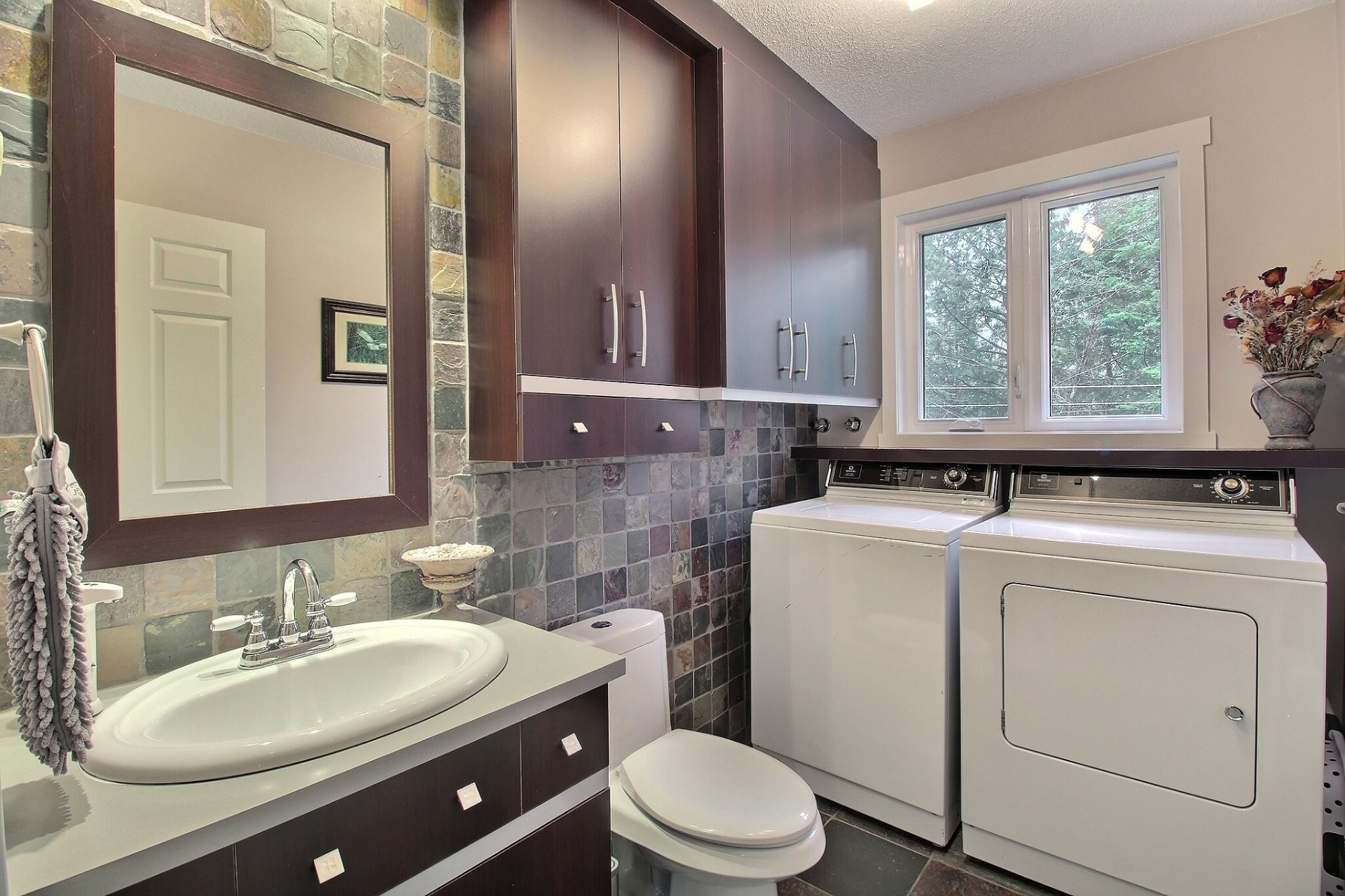 









31


Rue du Sirocco

,
Orford,




QC
J1X7H1

