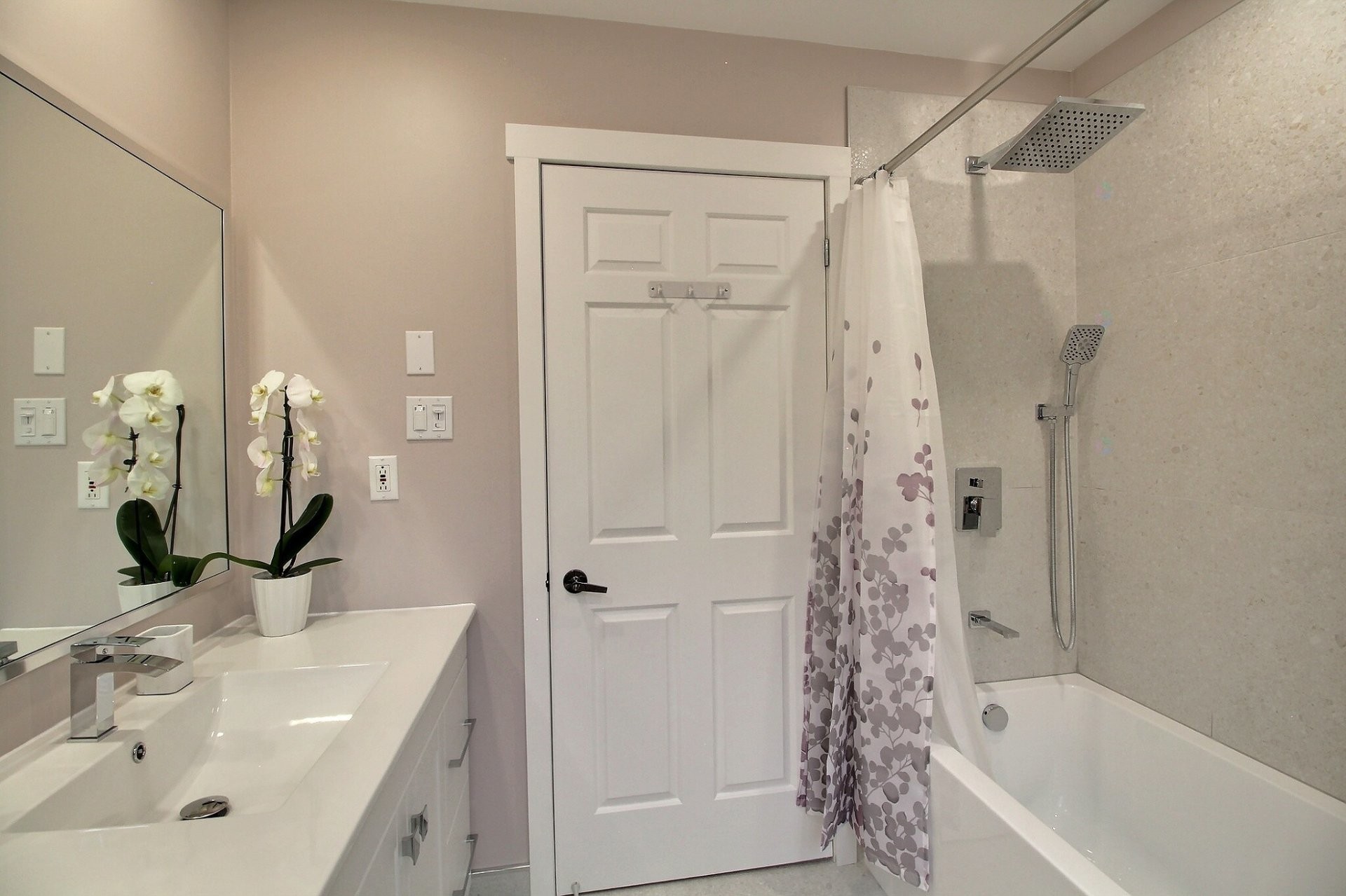 









31


Rue du Sirocco

,
Orford,




QC
J1X7H1

