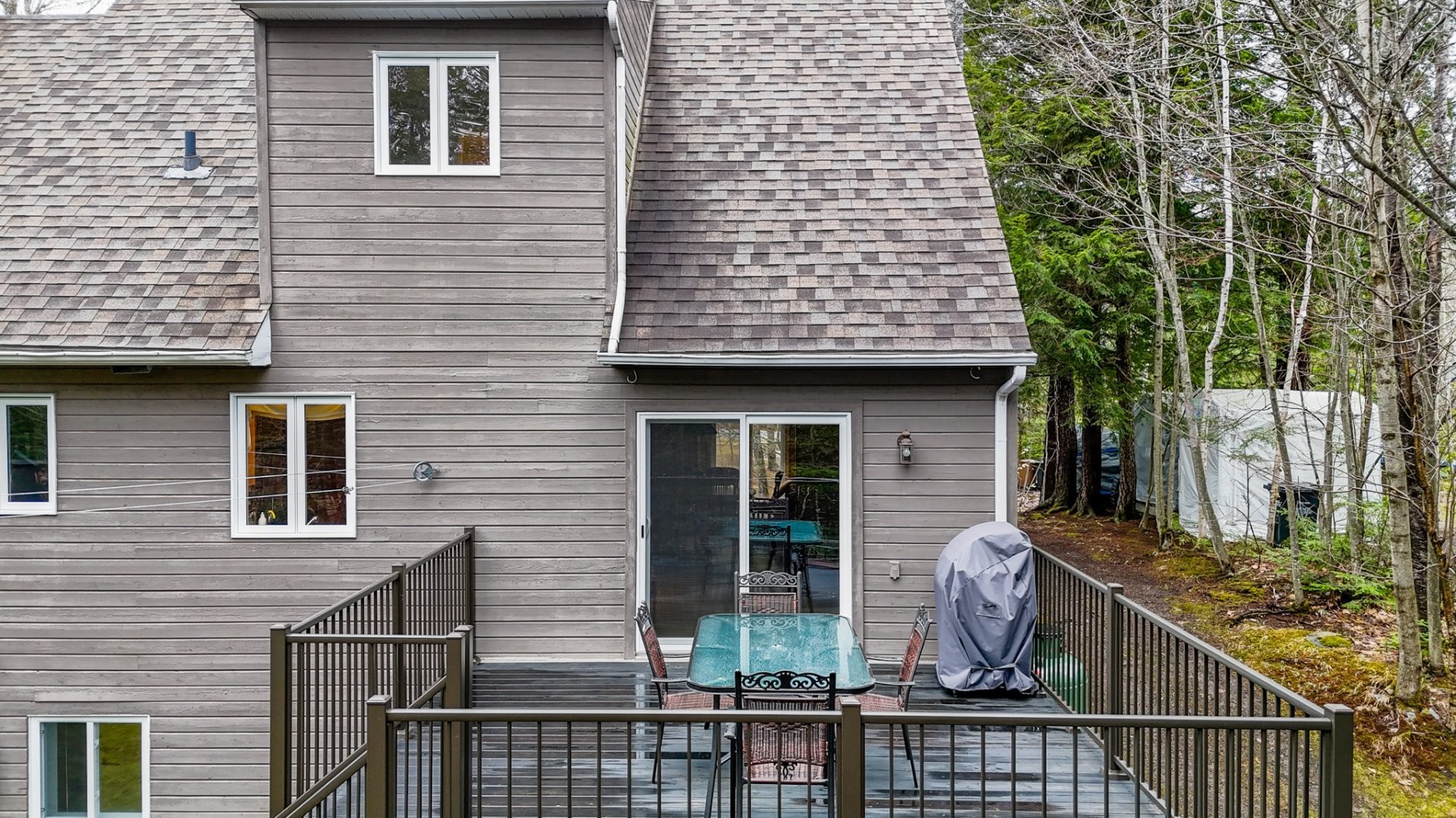 









31


Rue du Sirocco

,
Orford,




QC
J1X7H1

