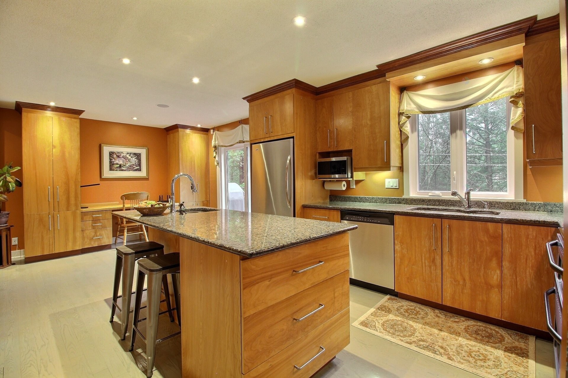 









31


Rue du Sirocco

,
Orford,




QC
J1X7H1

