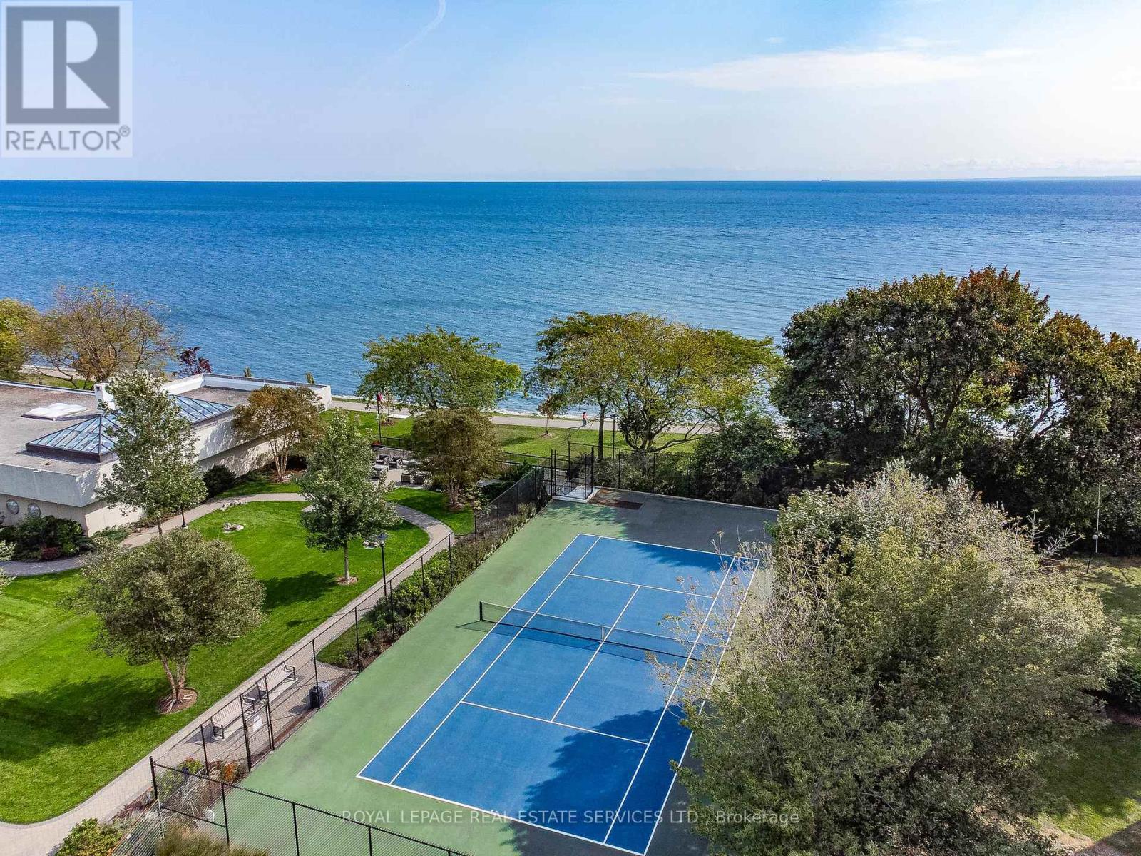 












403 - 2170 MARINE DRIVE

,
Oakville,




Ontario
L6L5V1

