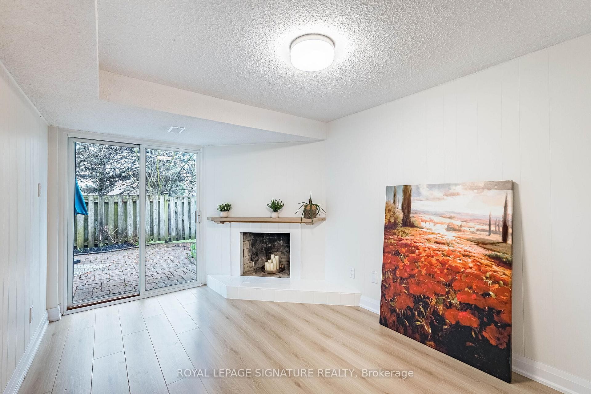 









33


Cheryl Shepway

N/A,
Toronto,




ON
M2J 4R5

