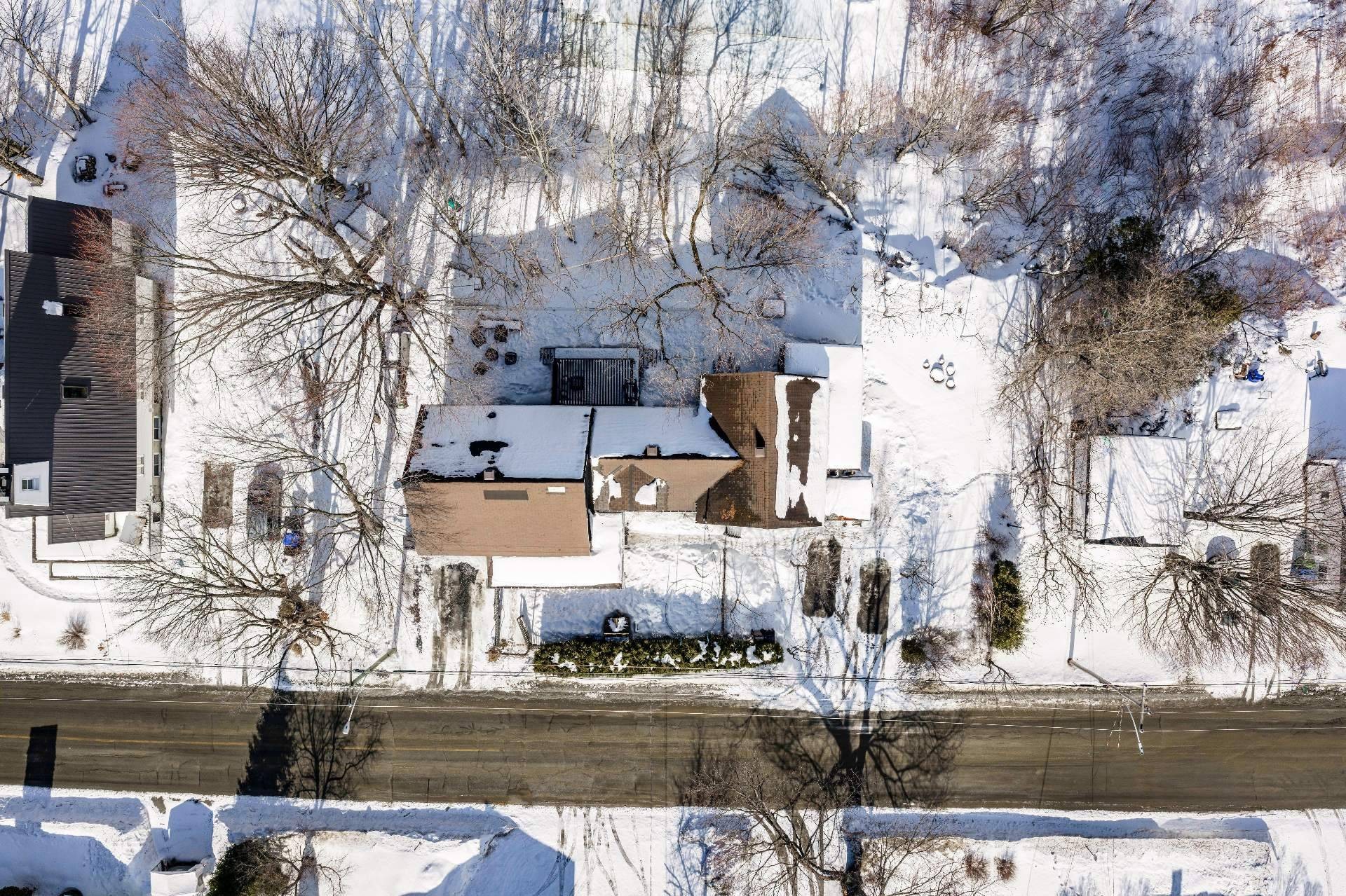 









365


Ch. Chamberlain

,
Dixville,




QC
J0B1P0

