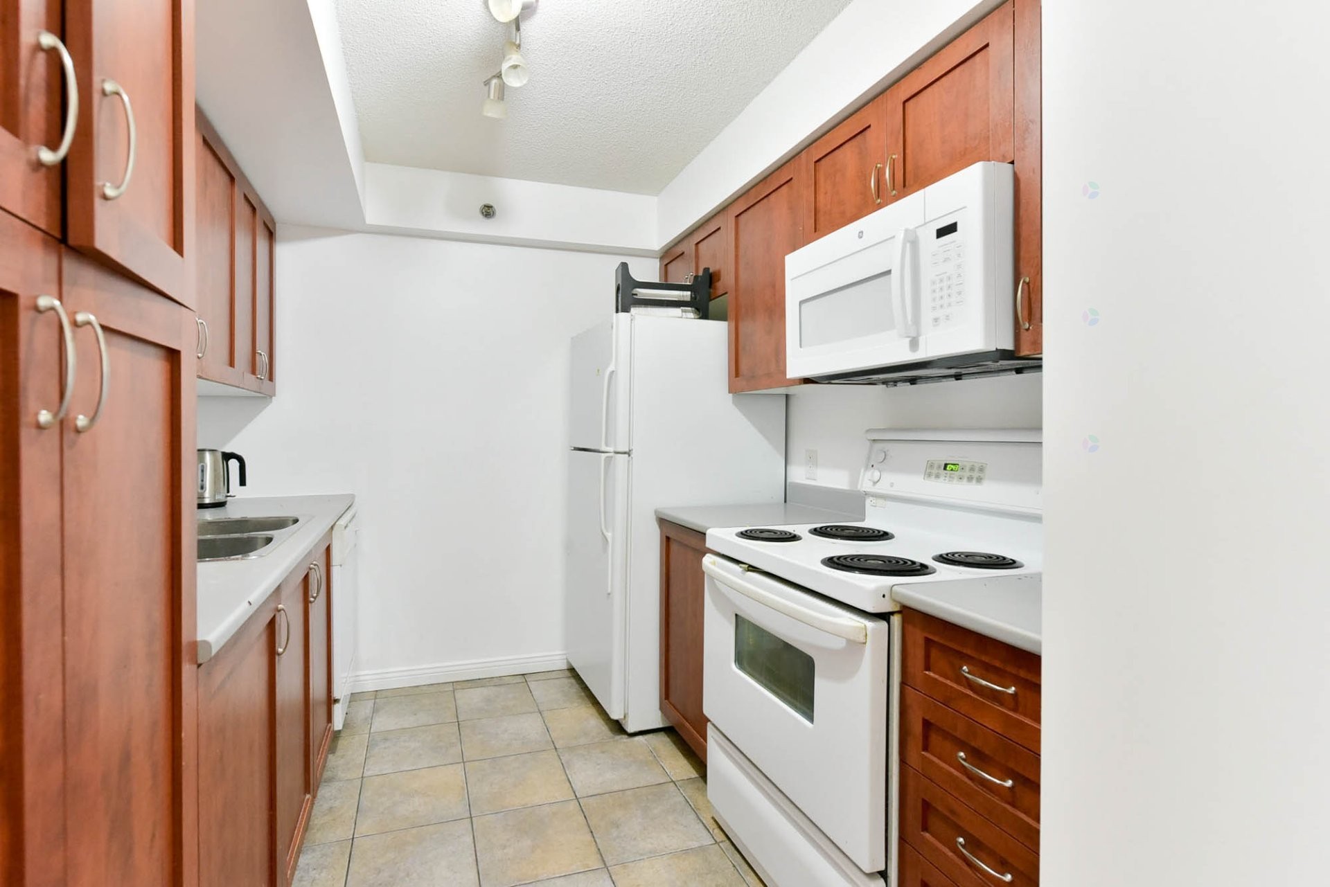 









1225


Rue Notre-Dame O.

, 306,
Montréal (Ville-Marie),




QC
H3C6S3

