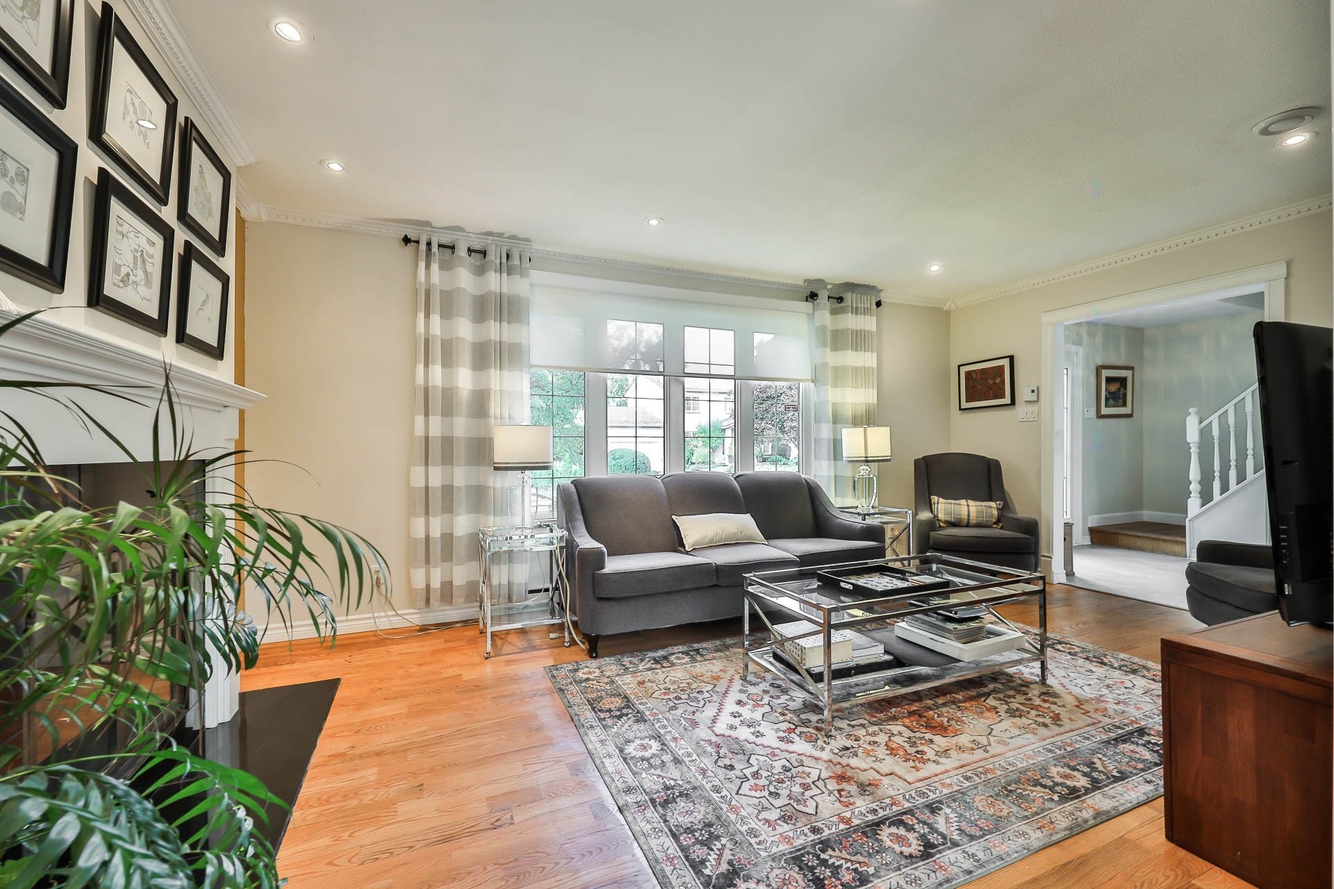 









229


Av. du Vallon

,
Gatineau (Aylmer),




QC
J9J1N9

