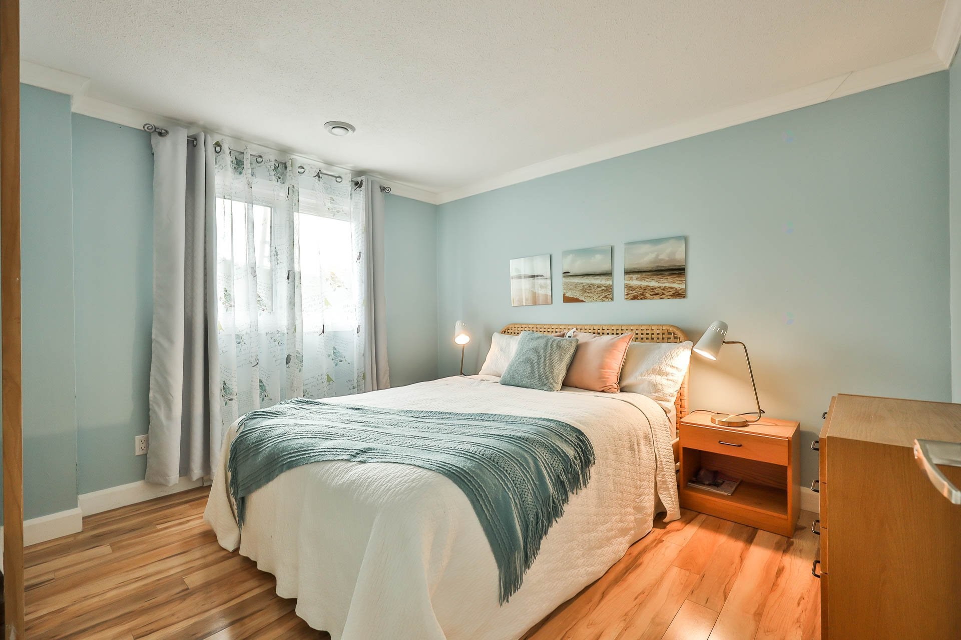 









229


Av. du Vallon

,
Gatineau (Aylmer),




QC
J9J1N9

