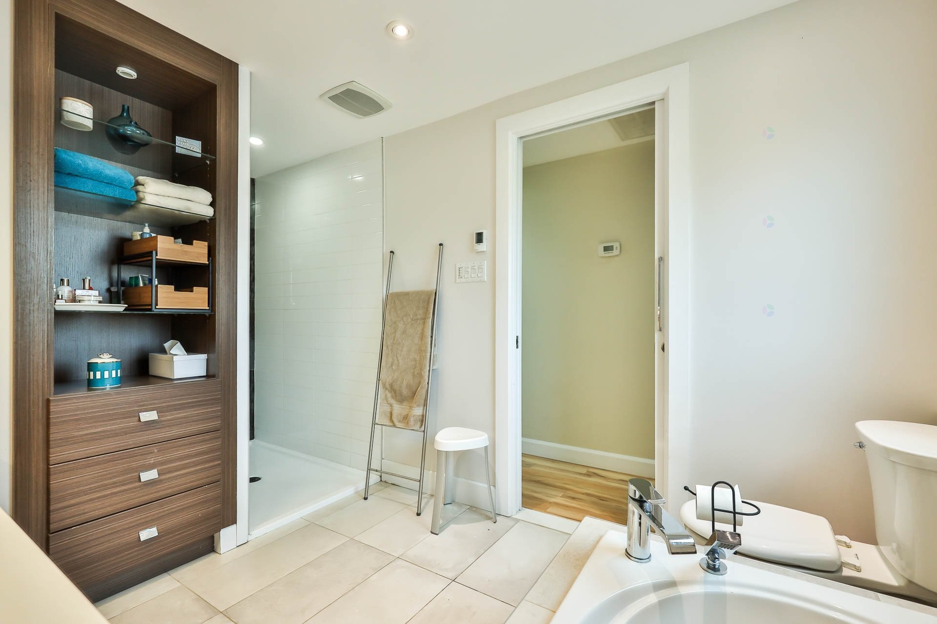 









229


Av. du Vallon

,
Gatineau (Aylmer),




QC
J9J1N9

