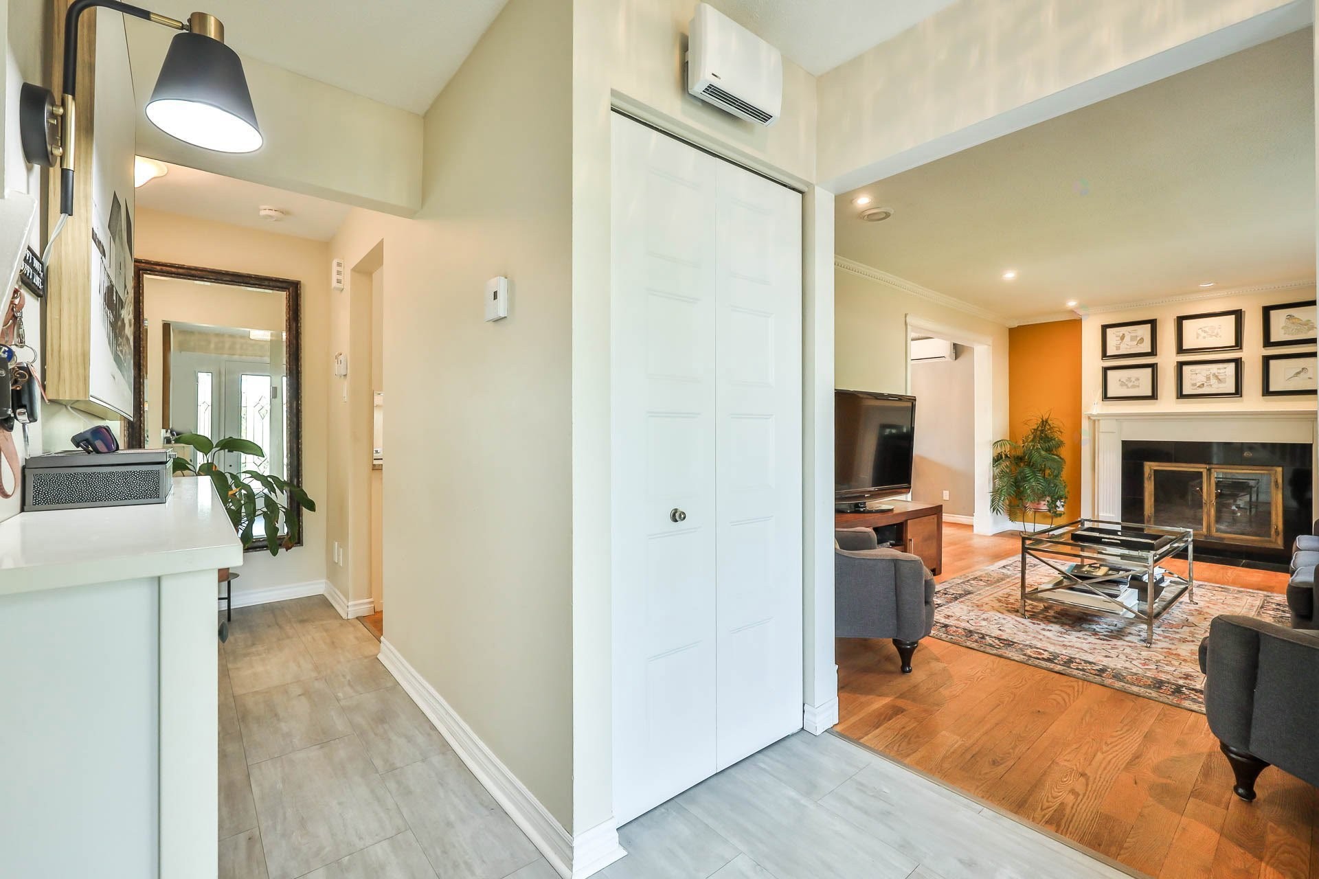 









229


Av. du Vallon

,
Gatineau (Aylmer),




QC
J9J1N9

