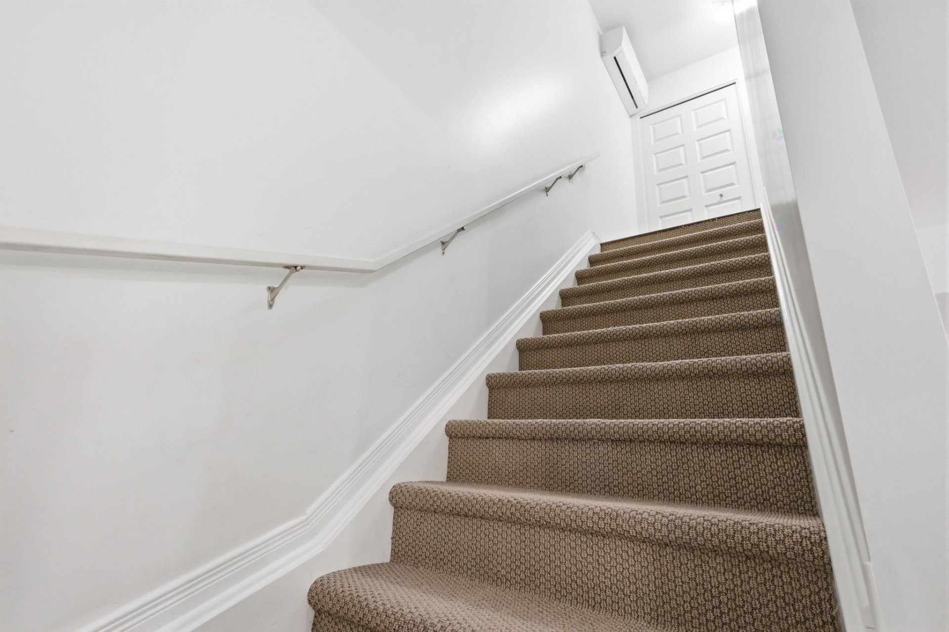 









51


Rue du Campagnard

,
Gatineau (Gatineau),




QC
J8P0M2

