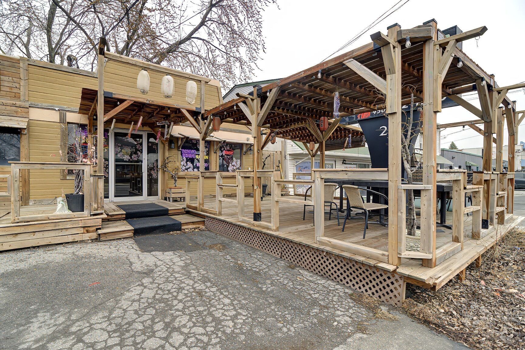 









27


Boul. D'Anjou

,
Châteauguay,




QC
J6J2P7

