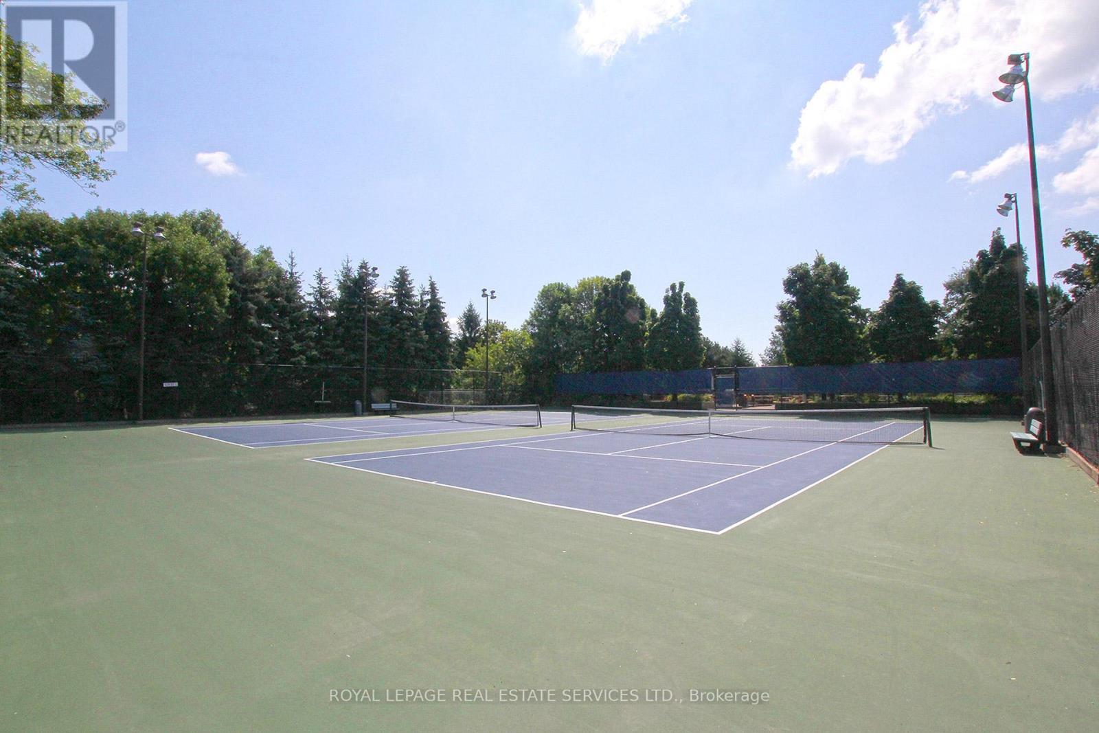 












2006 - 2269 LAKE SHORE BOULEVARD W

,
Toronto,




Ontario
M8V3X6

